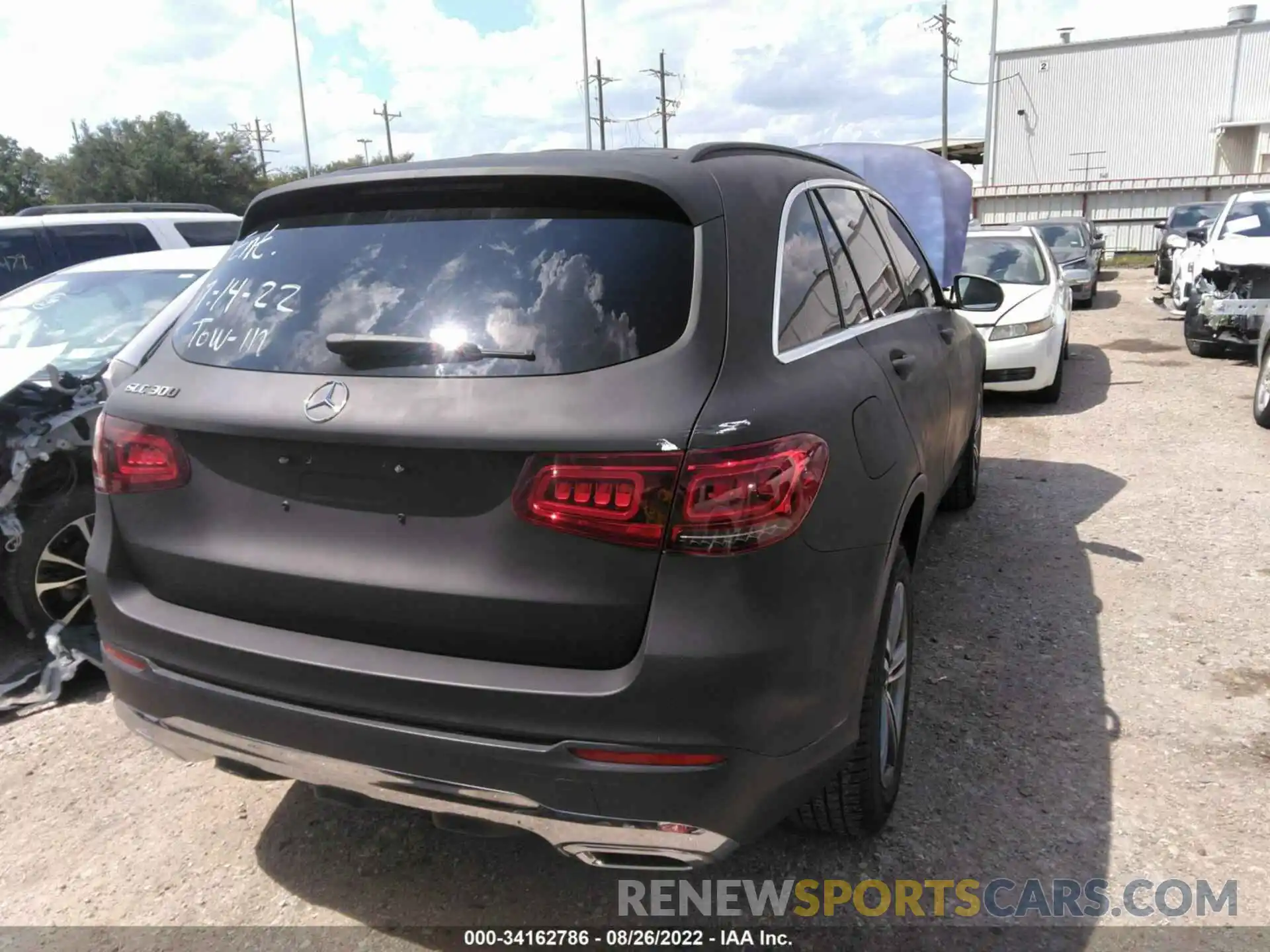 4 Photograph of a damaged car WDC0G8DB9LF736324 MERCEDES-BENZ GLC 2020