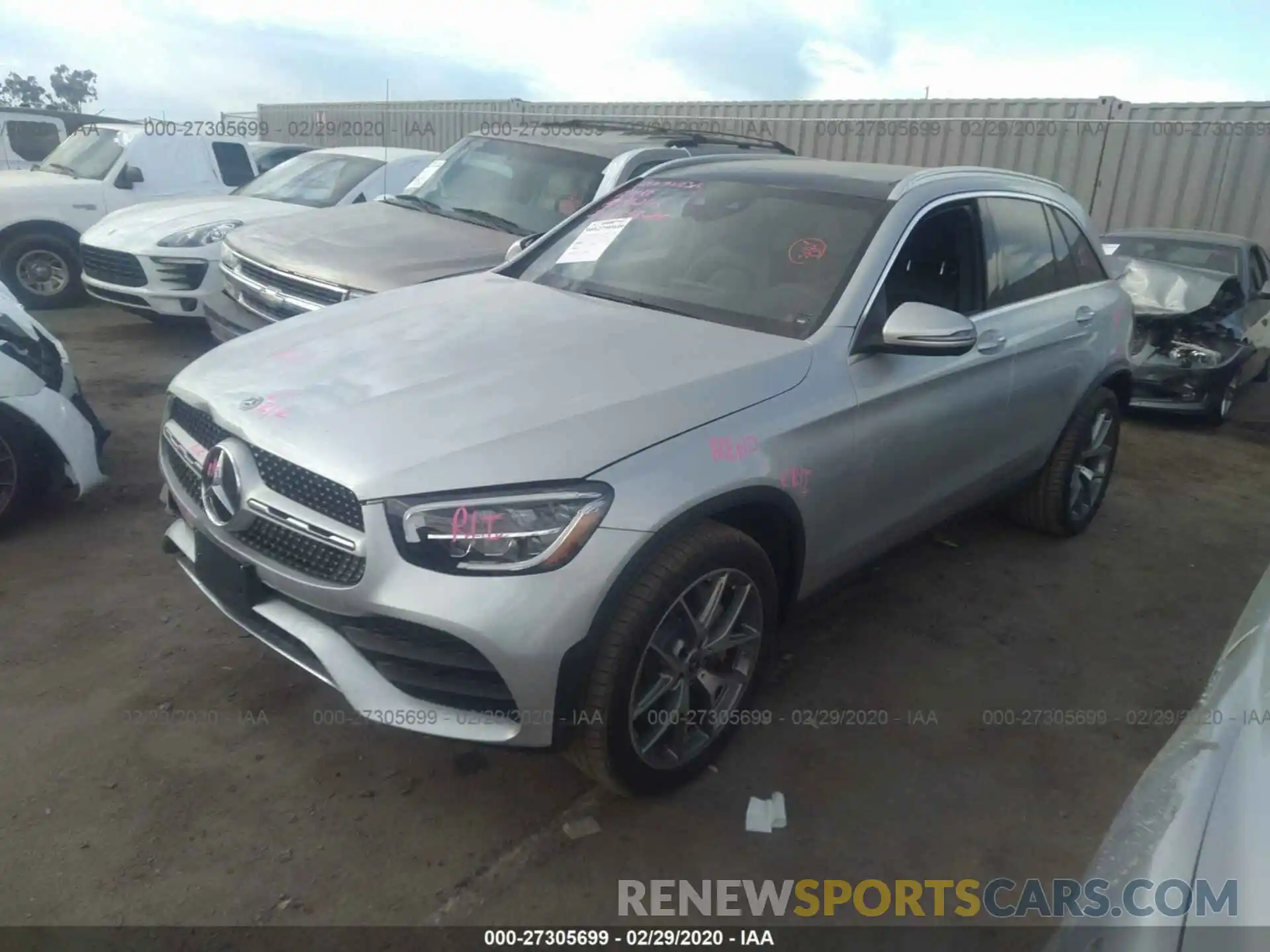 2 Photograph of a damaged car WDC0G8DB9LF742608 MERCEDES-BENZ GLC 2020