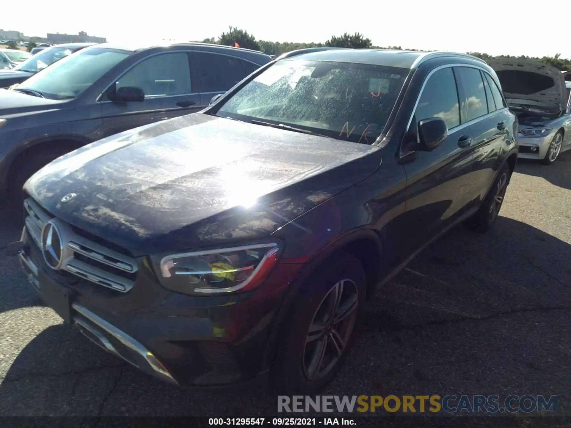 2 Photograph of a damaged car WDC0G8DBXLF702540 MERCEDES-BENZ GLC 2020