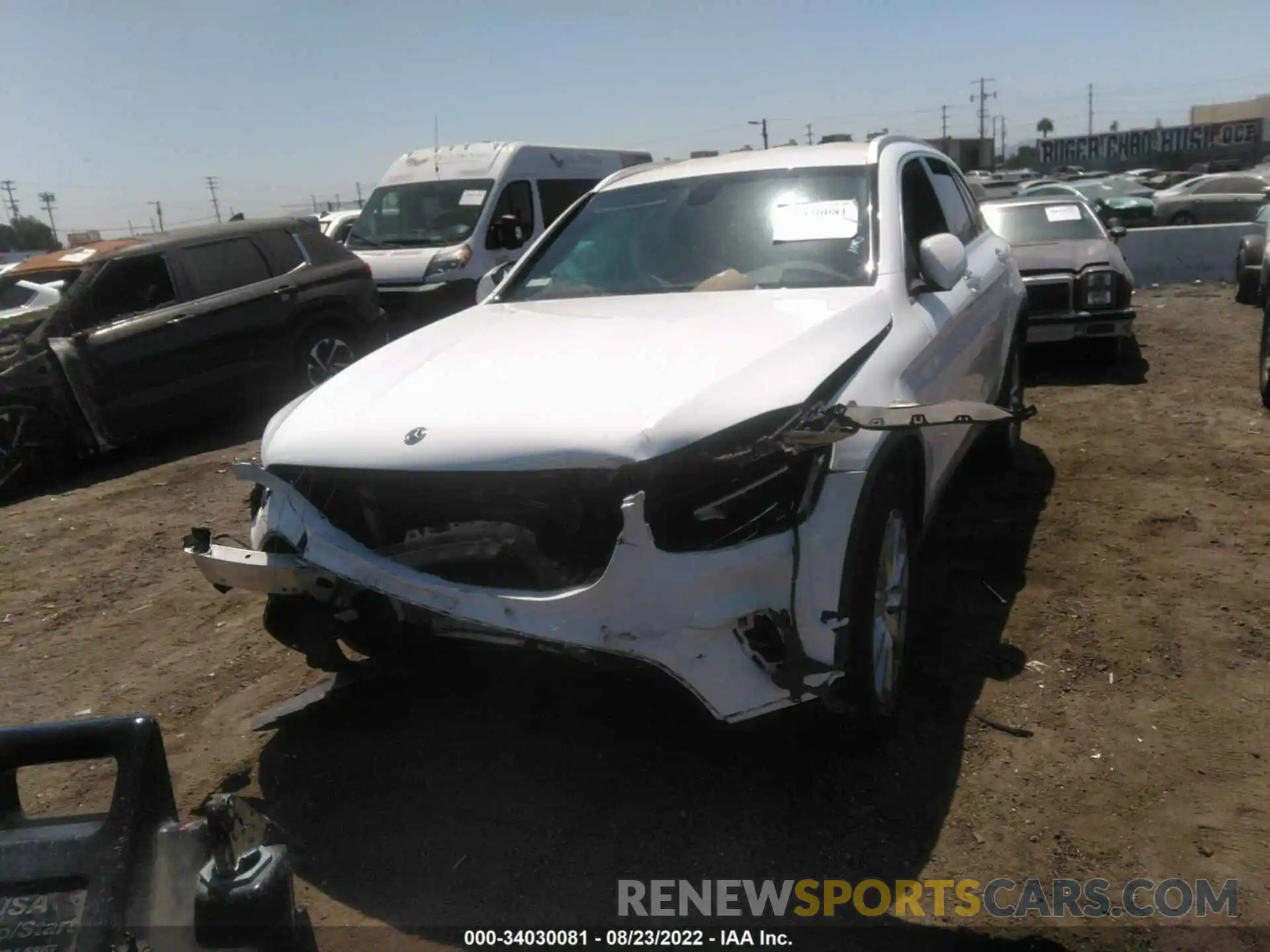 2 Photograph of a damaged car WDC0G8DBXLF712680 MERCEDES-BENZ GLC 2020