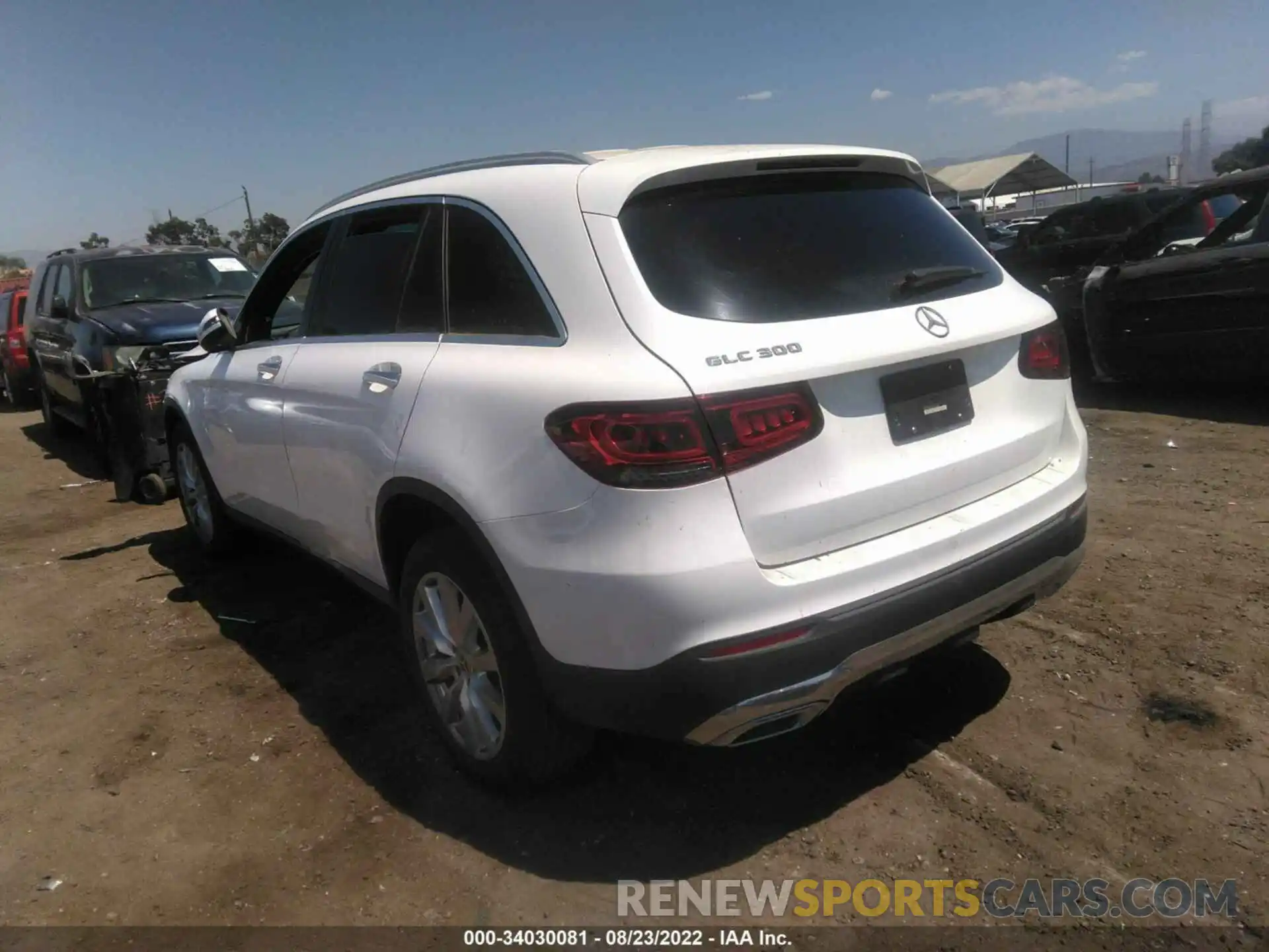 3 Photograph of a damaged car WDC0G8DBXLF712680 MERCEDES-BENZ GLC 2020