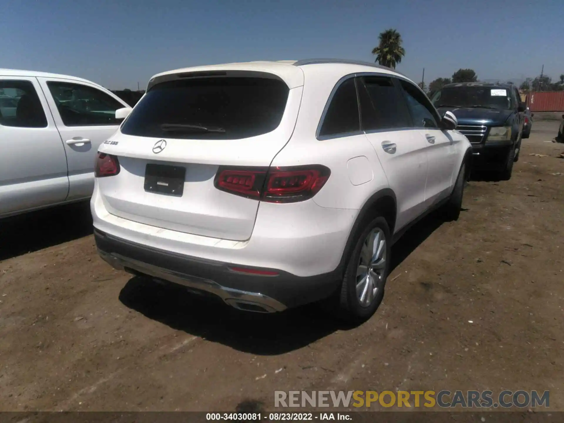 4 Photograph of a damaged car WDC0G8DBXLF712680 MERCEDES-BENZ GLC 2020