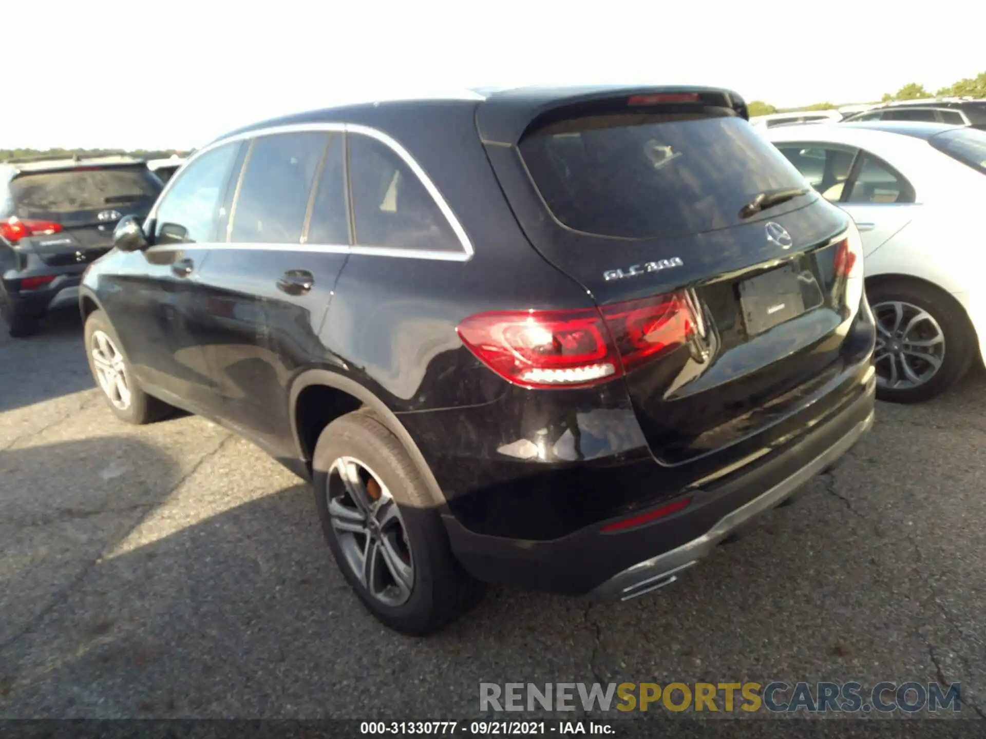 3 Photograph of a damaged car WDC0G8DBXLF739121 MERCEDES-BENZ GLC 2020