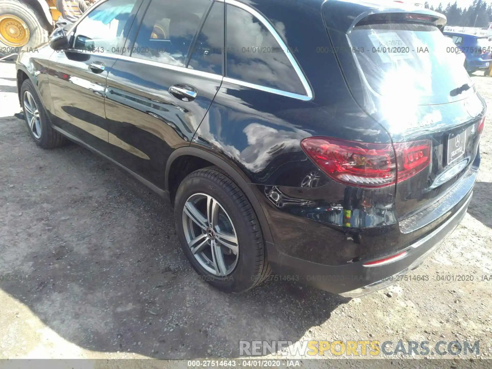 3 Фотография поврежденного автомобиля WDC0G8EB0LF708023 MERCEDES-BENZ GLC 2020