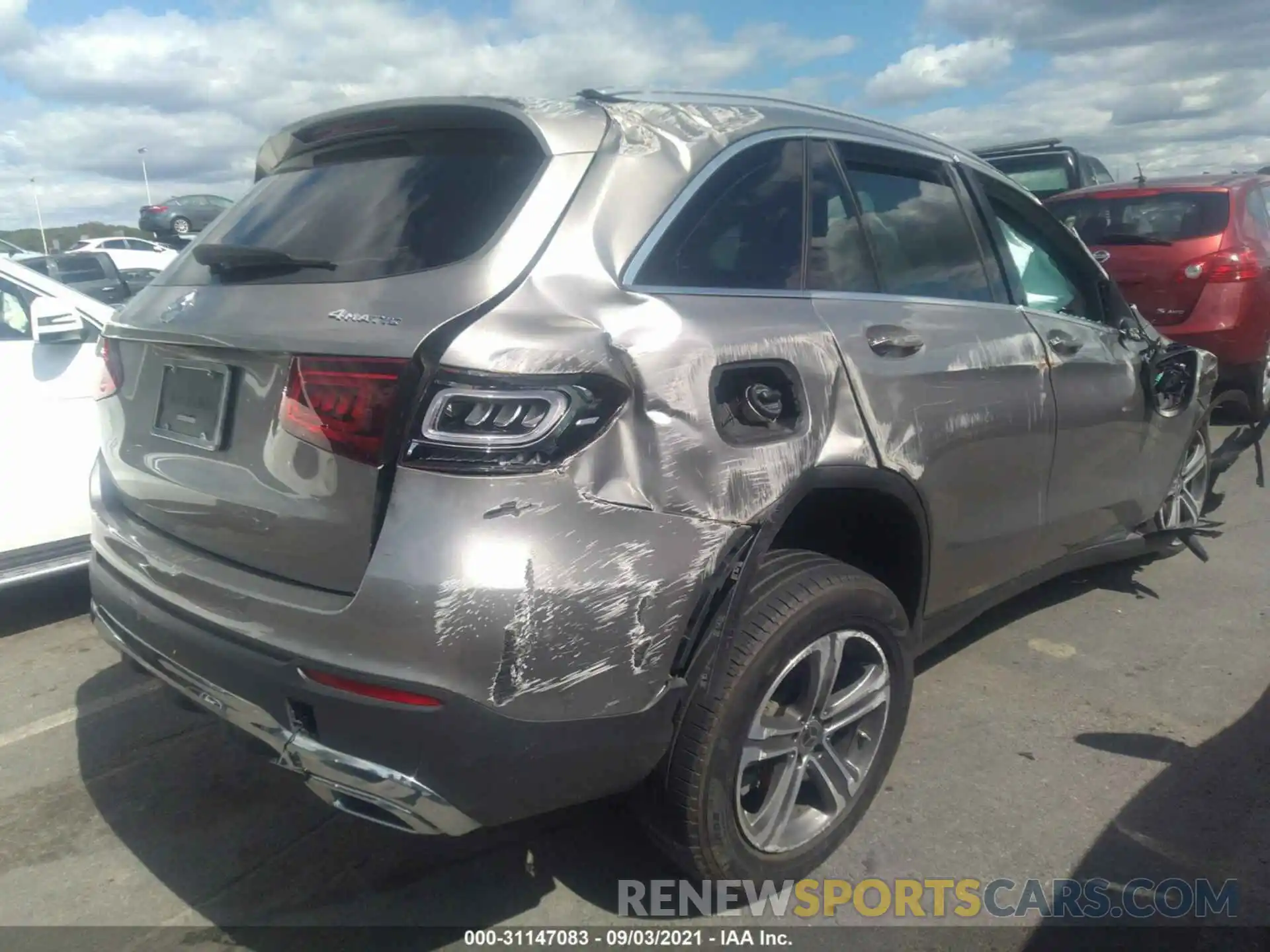 4 Фотография поврежденного автомобиля WDC0G8EB0LF721998 MERCEDES-BENZ GLC 2020