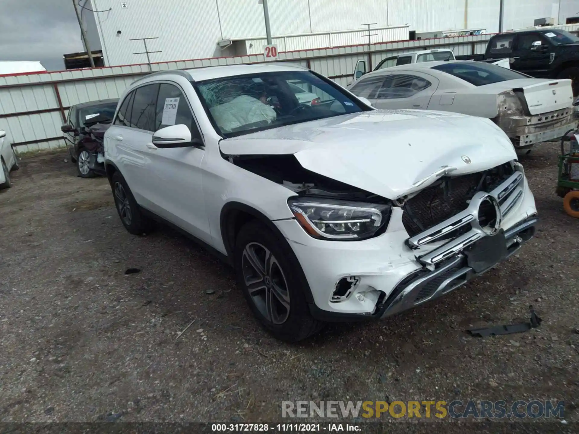 1 Photograph of a damaged car WDC0G8EB0LF740423 MERCEDES-BENZ GLC 2020