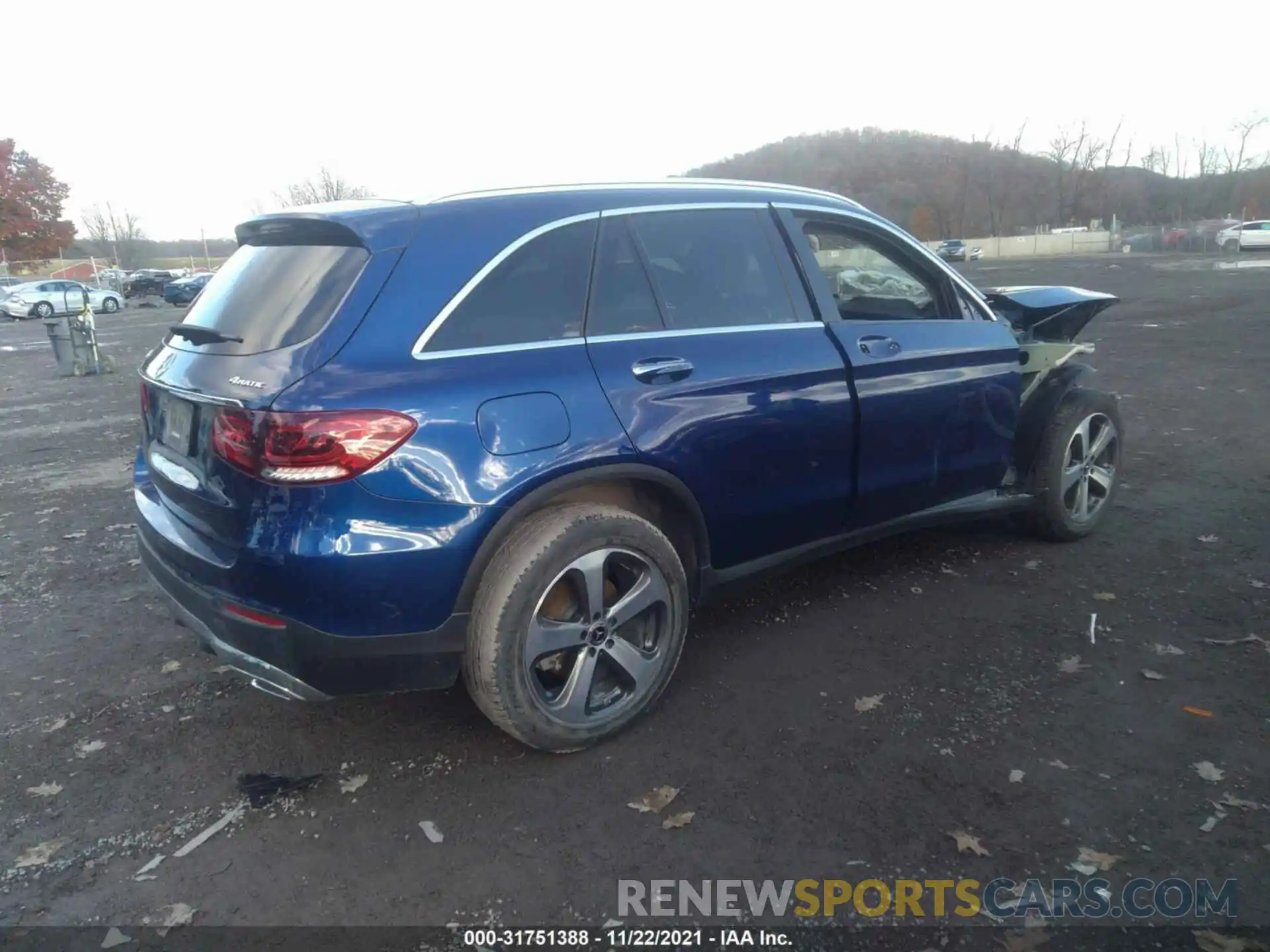 4 Photograph of a damaged car WDC0G8EB0LF748568 MERCEDES-BENZ GLC 2020