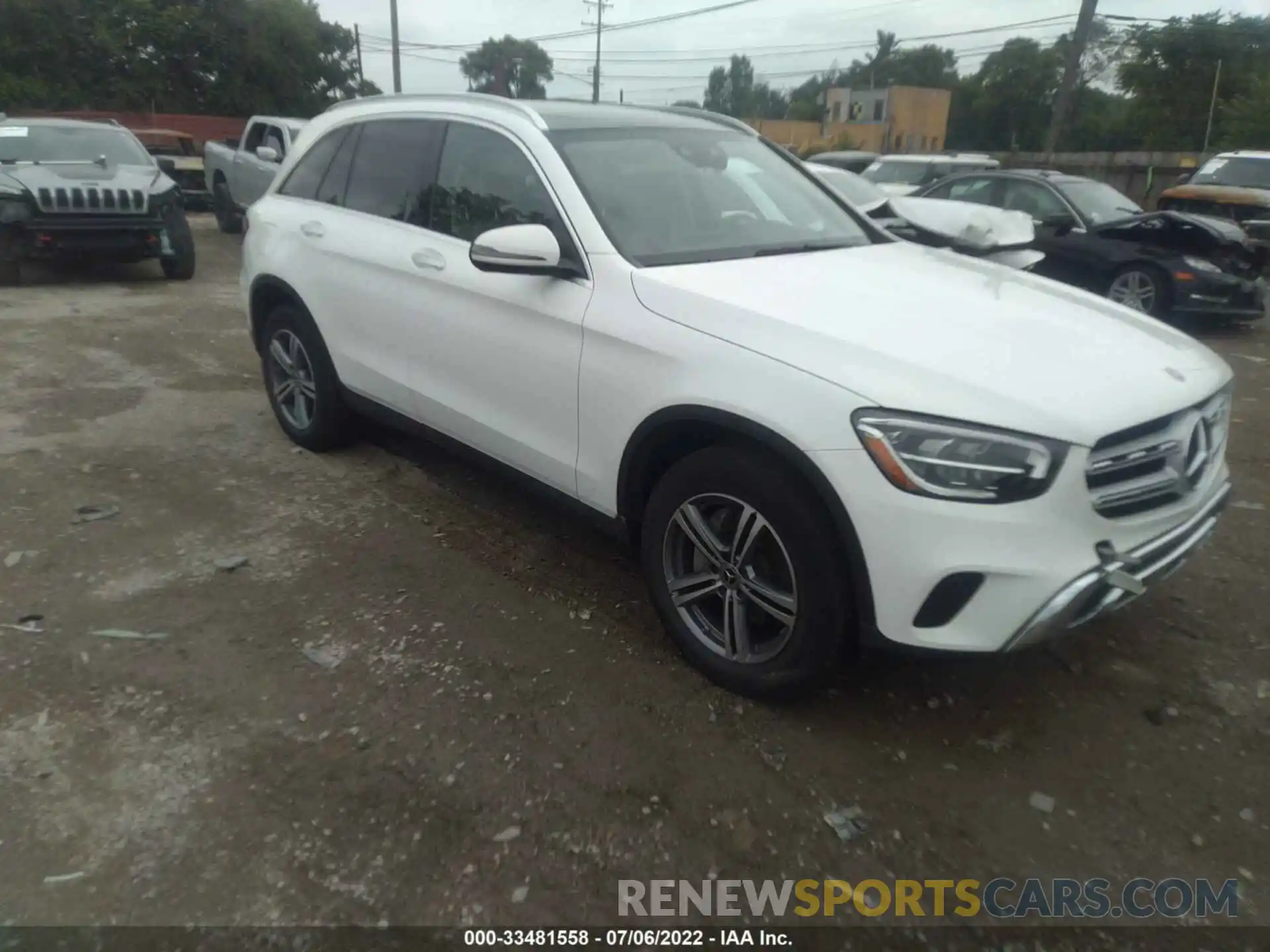 1 Photograph of a damaged car WDC0G8EB1LF693984 MERCEDES-BENZ GLC 2020