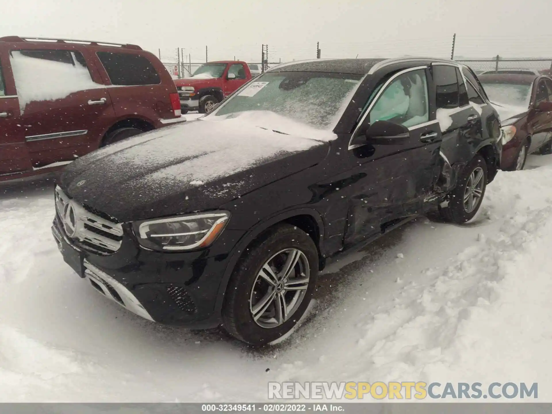 2 Photograph of a damaged car WDC0G8EB1LF704434 MERCEDES-BENZ GLC 2020