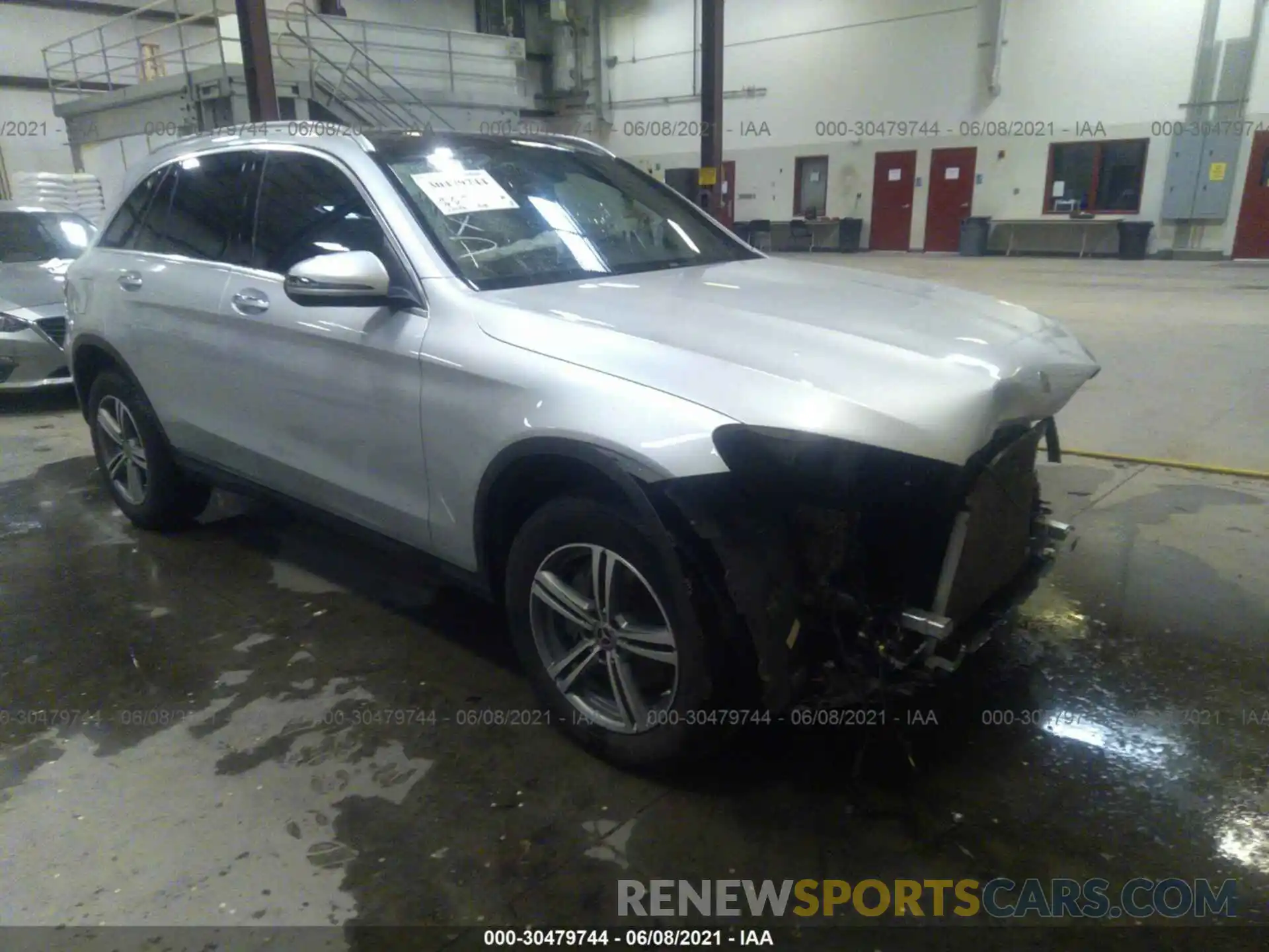 1 Photograph of a damaged car WDC0G8EB1LF705759 MERCEDES-BENZ GLC 2020