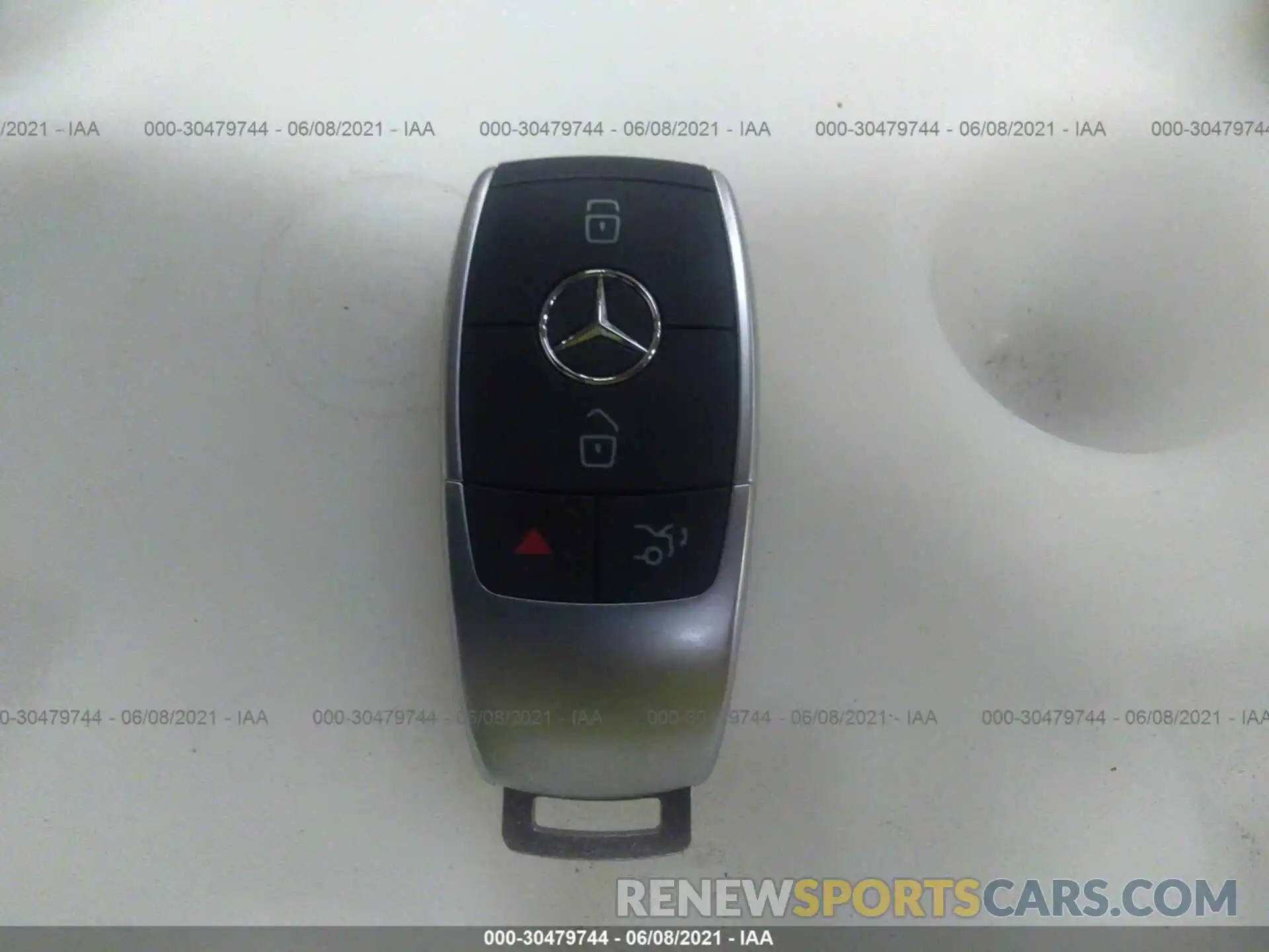 11 Photograph of a damaged car WDC0G8EB1LF705759 MERCEDES-BENZ GLC 2020