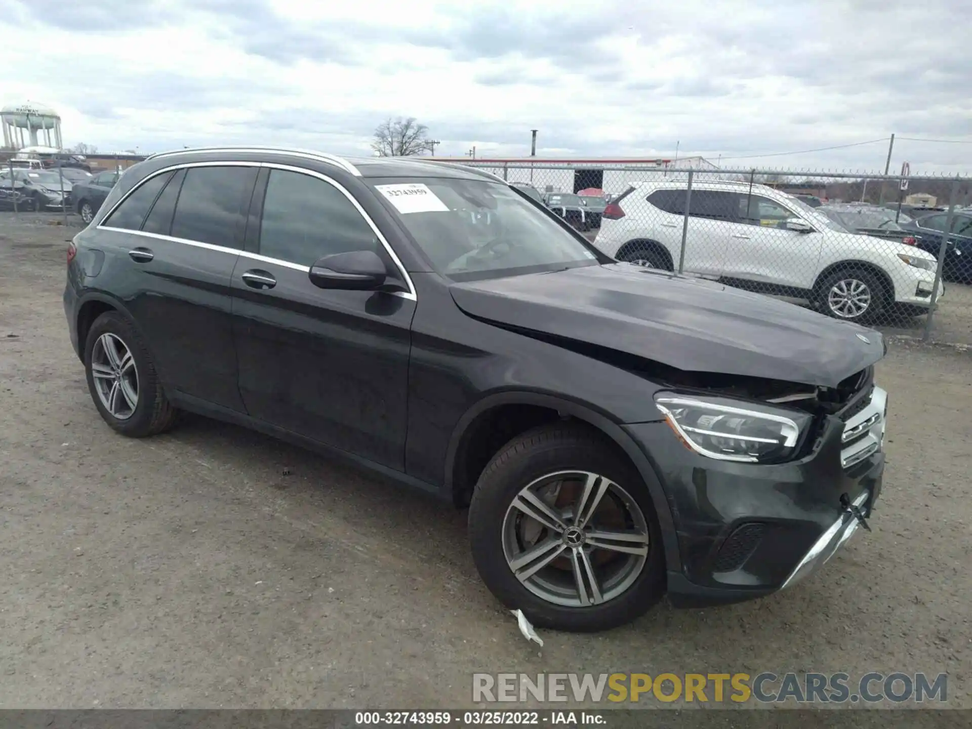 1 Photograph of a damaged car WDC0G8EB1LF710086 MERCEDES-BENZ GLC 2020