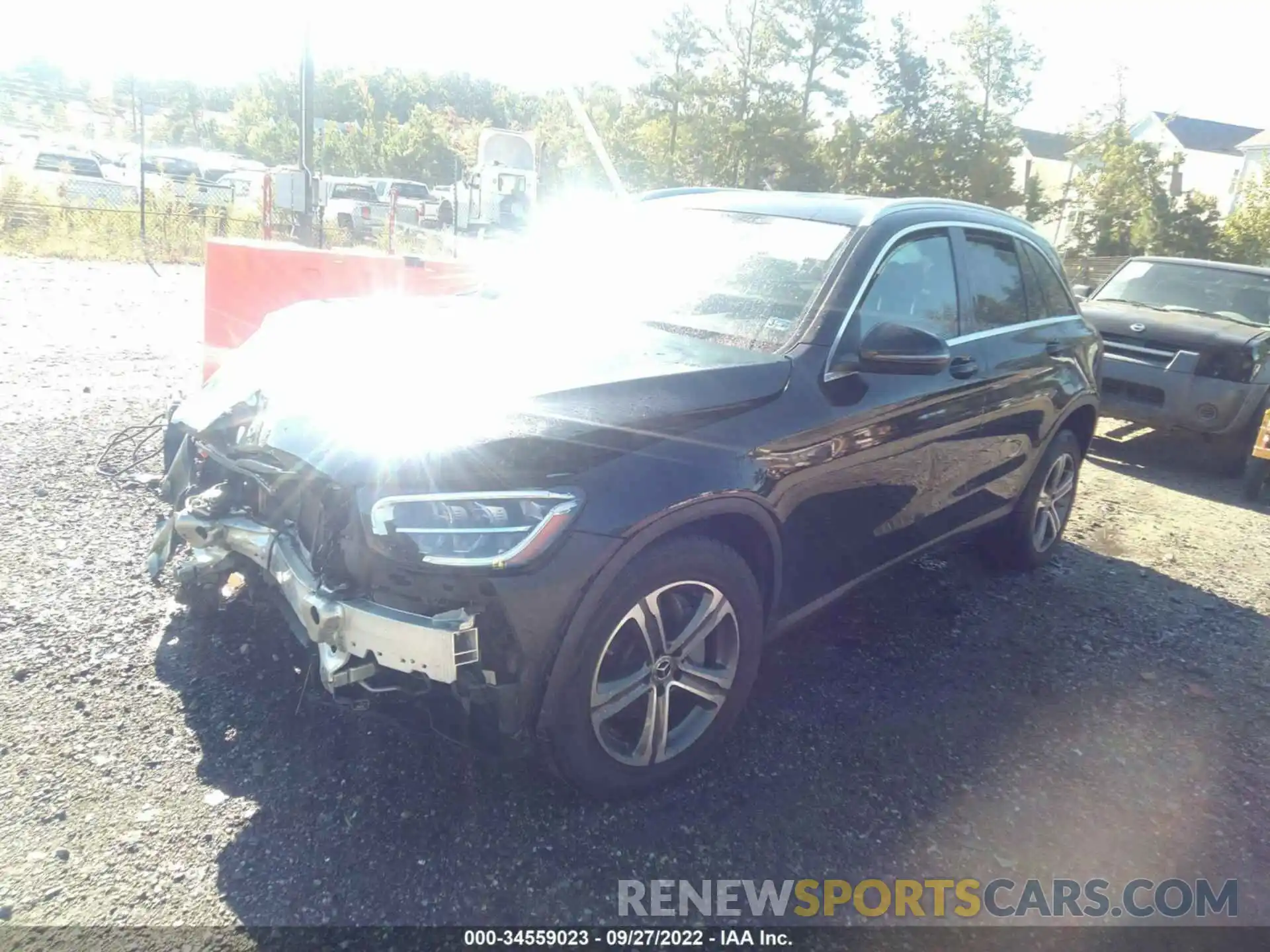 2 Photograph of a damaged car WDC0G8EB1LF715644 MERCEDES-BENZ GLC 2020