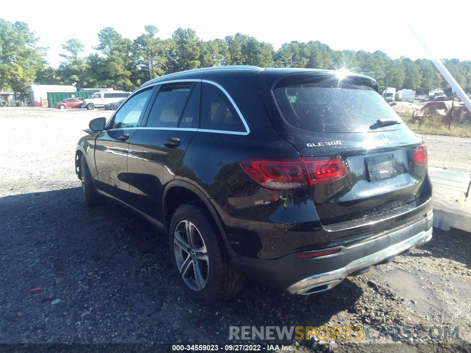 3 Photograph of a damaged car WDC0G8EB1LF715644 MERCEDES-BENZ GLC 2020