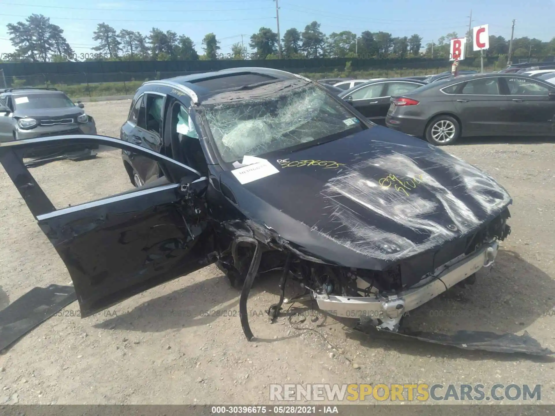 1 Photograph of a damaged car WDC0G8EB1LF721069 MERCEDES-BENZ GLC 2020