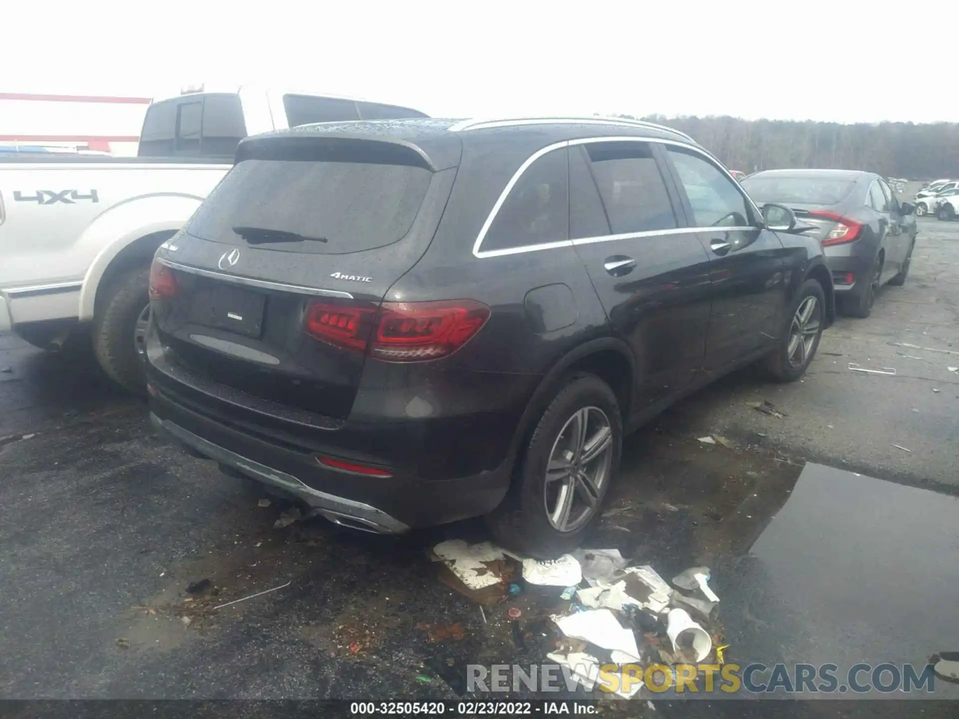 4 Фотография поврежденного автомобиля WDC0G8EB1LF721489 MERCEDES-BENZ GLC 2020