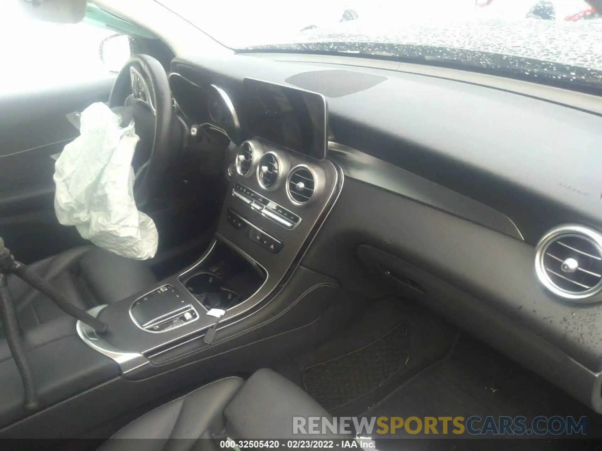 5 Photograph of a damaged car WDC0G8EB1LF721489 MERCEDES-BENZ GLC 2020