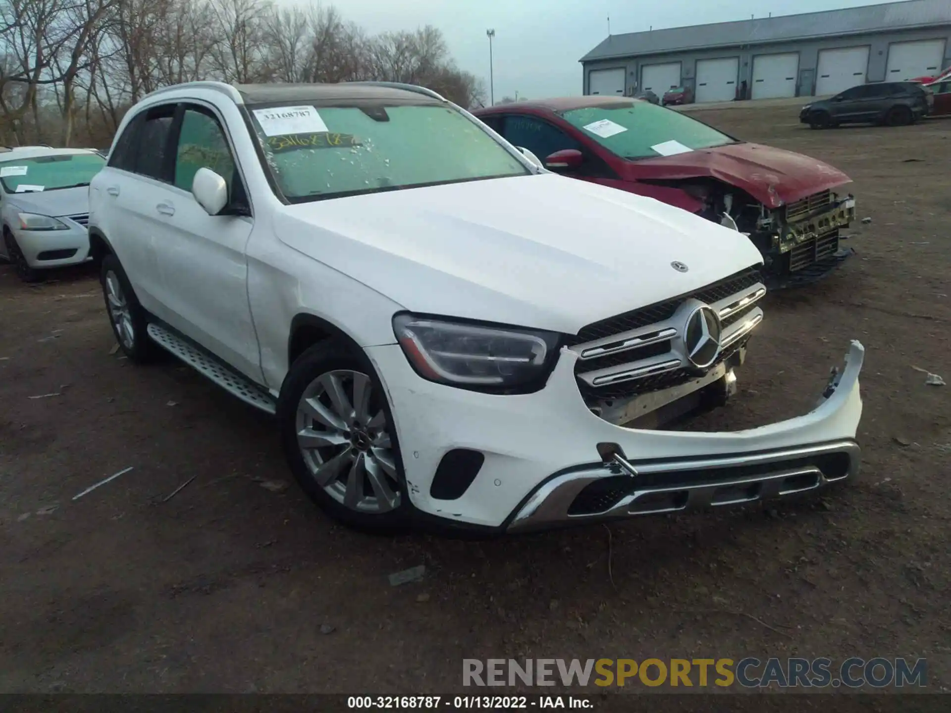 1 Photograph of a damaged car WDC0G8EB2LF684629 MERCEDES-BENZ GLC 2020