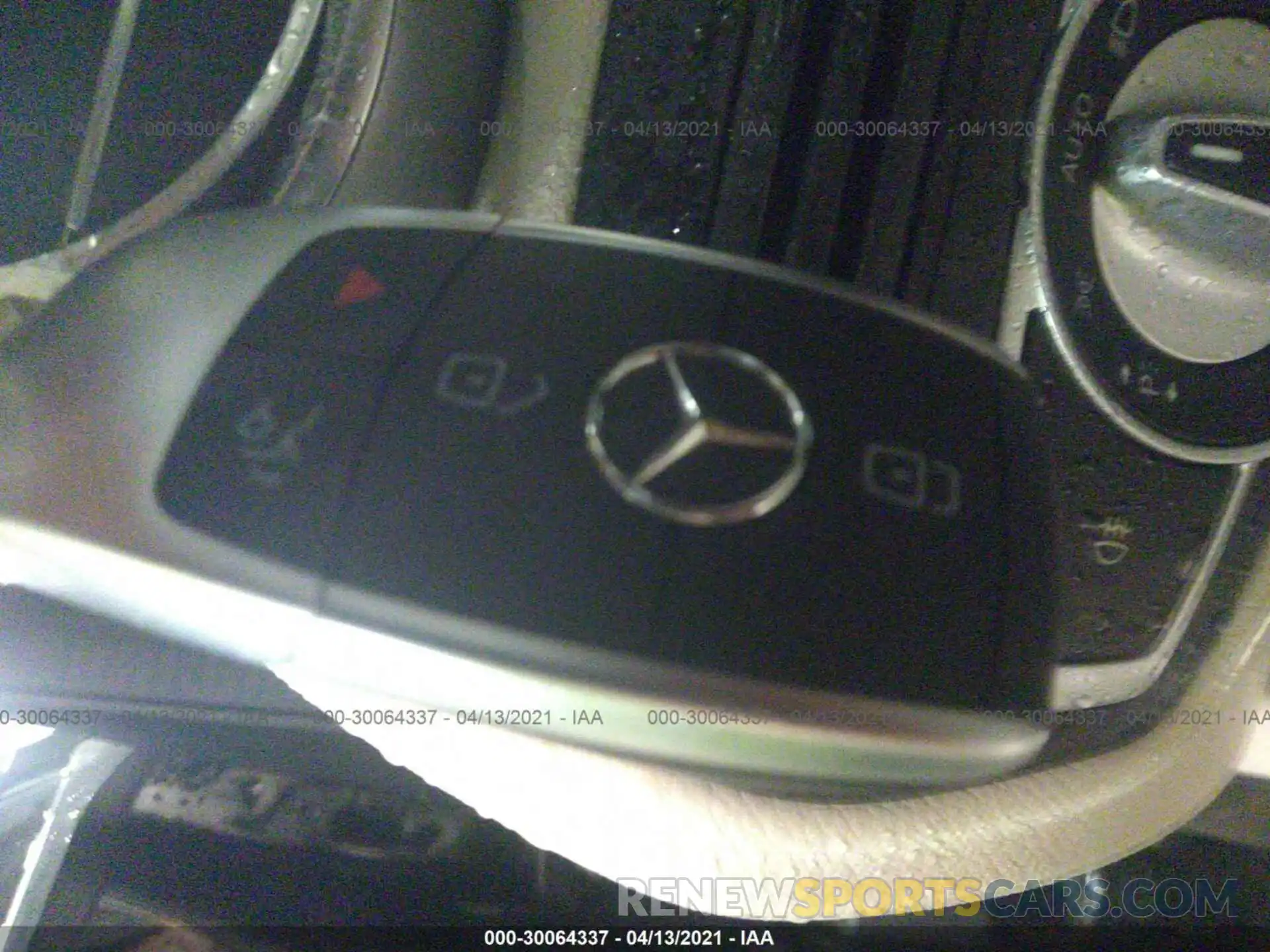 11 Photograph of a damaged car WDC0G8EB2LF686610 MERCEDES-BENZ GLC 2020