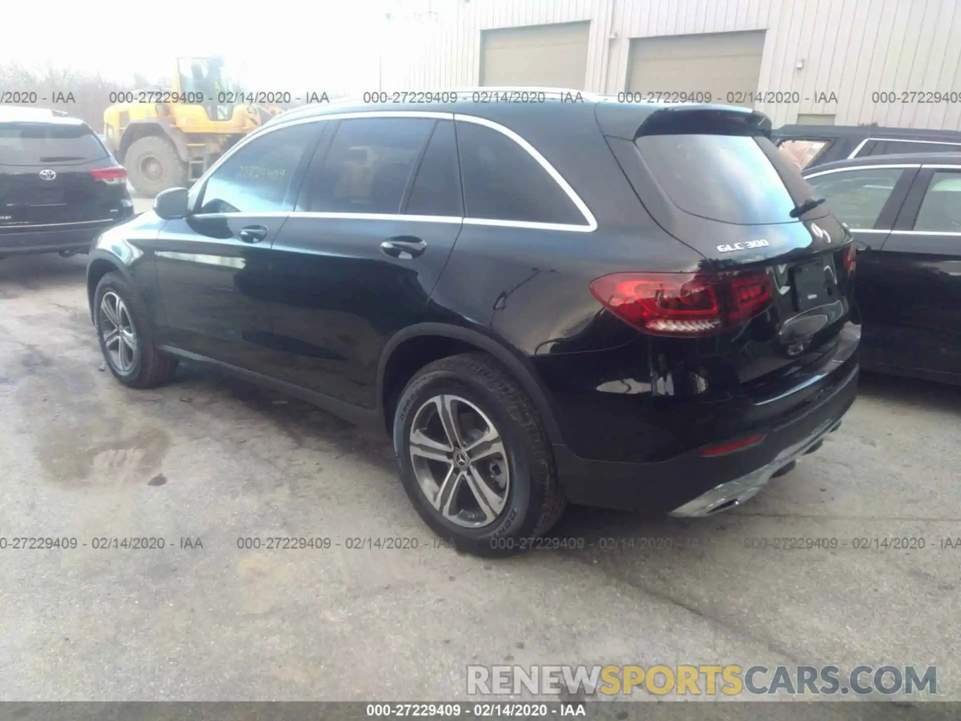 3 Фотография поврежденного автомобиля WDC0G8EB2LF709965 MERCEDES-BENZ GLC 2020