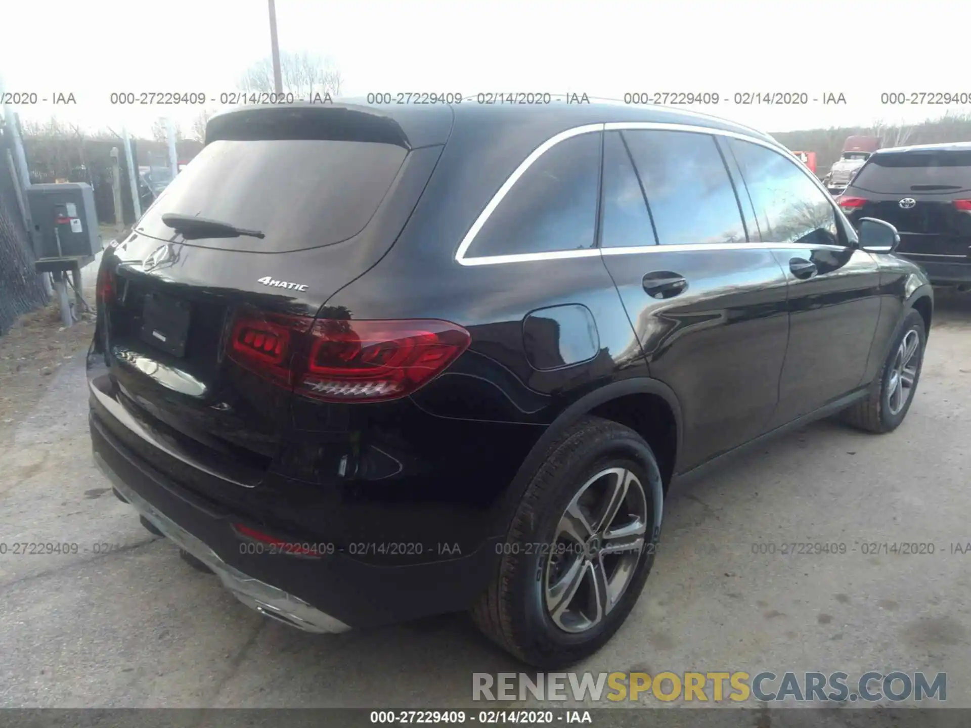 4 Фотография поврежденного автомобиля WDC0G8EB2LF709965 MERCEDES-BENZ GLC 2020