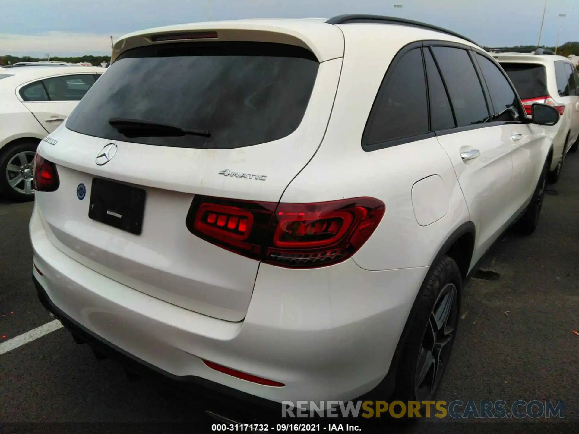 4 Photograph of a damaged car WDC0G8EB2LF732520 MERCEDES-BENZ GLC 2020