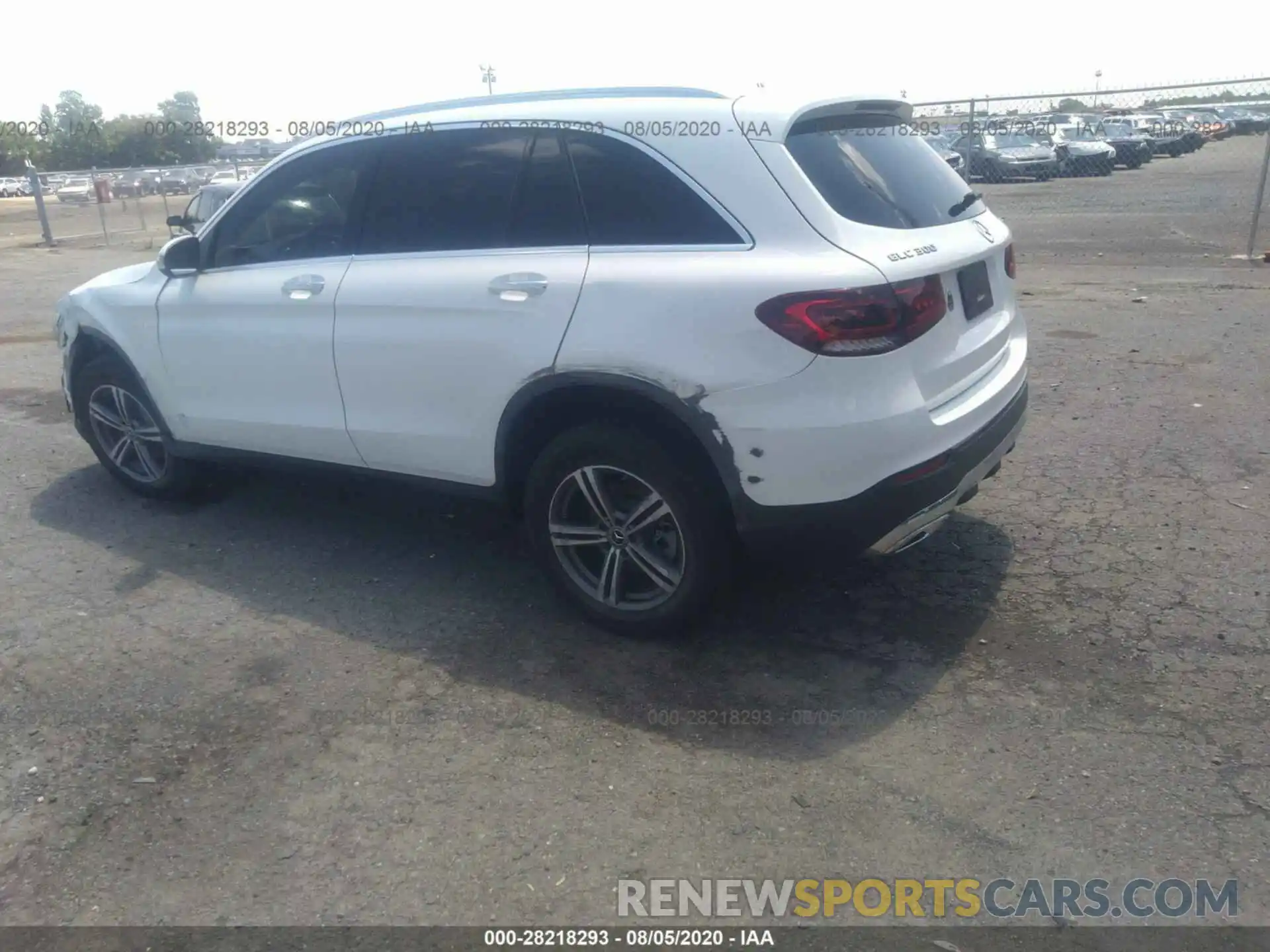 3 Photograph of a damaged car WDC0G8EB3LF712132 MERCEDES-BENZ GLC 2020