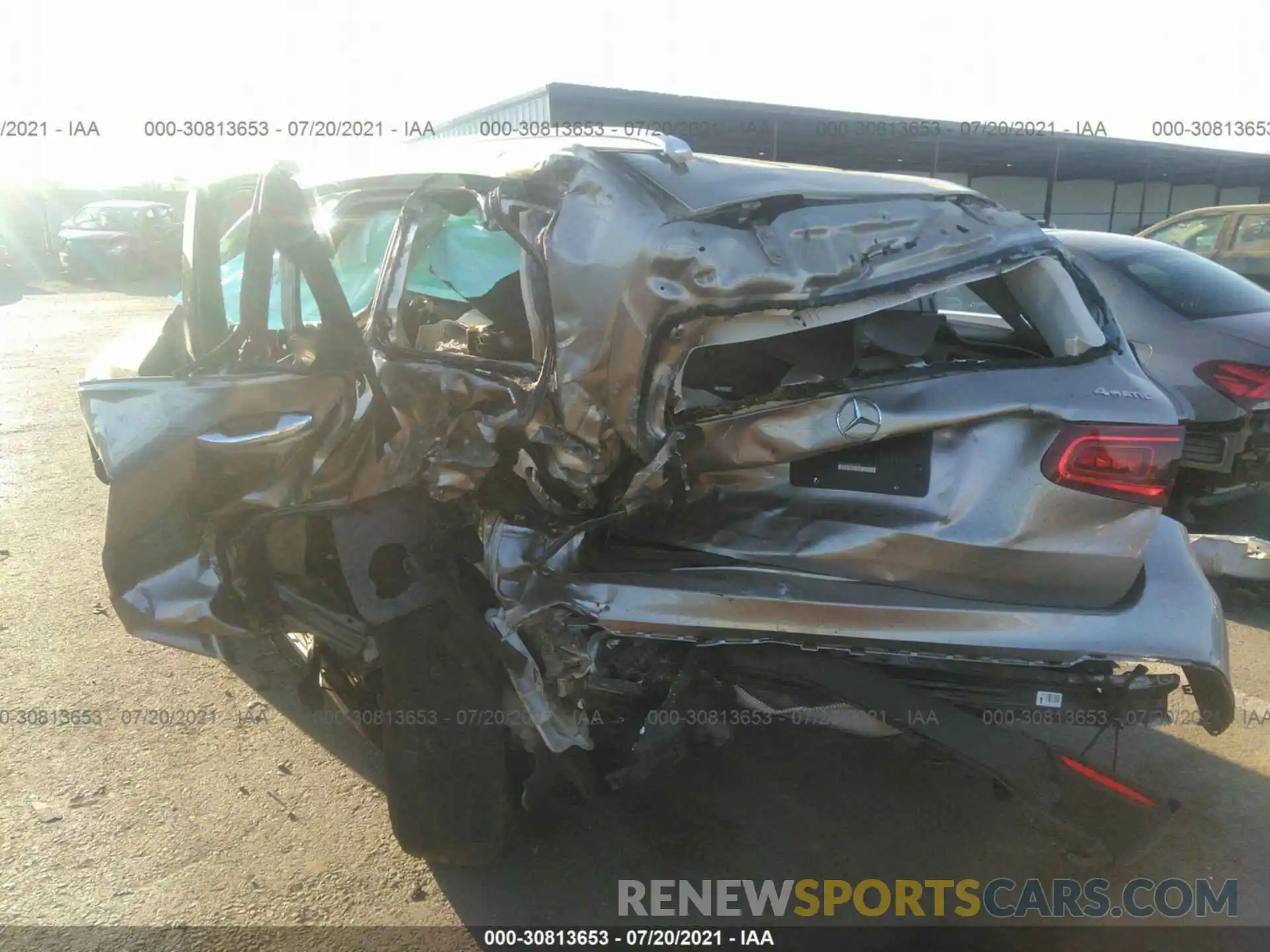 3 Photograph of a damaged car WDC0G8EB4LF706811 MERCEDES-BENZ GLC 2020