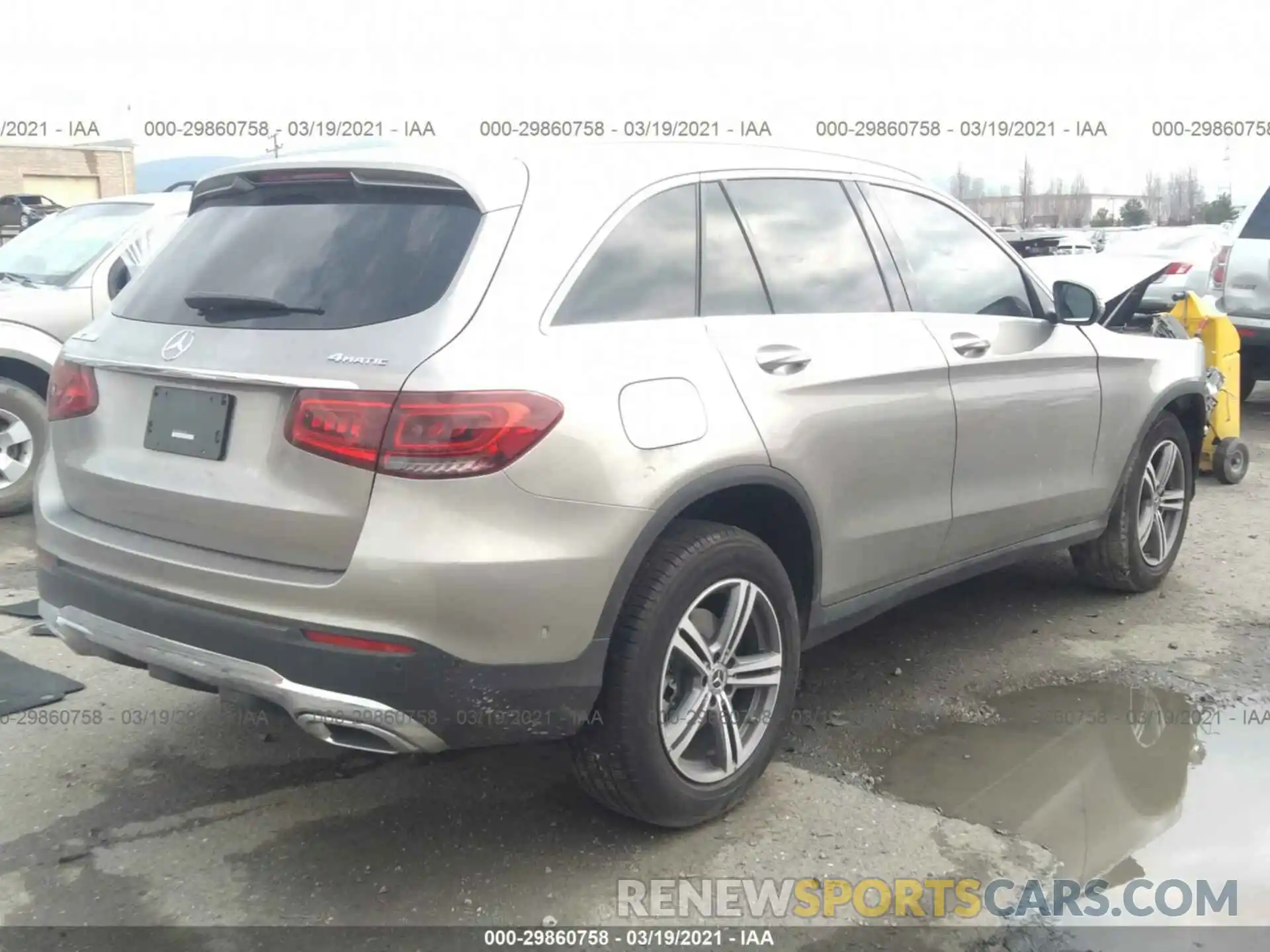 4 Фотография поврежденного автомобиля WDC0G8EB4LF737699 MERCEDES-BENZ GLC 2020