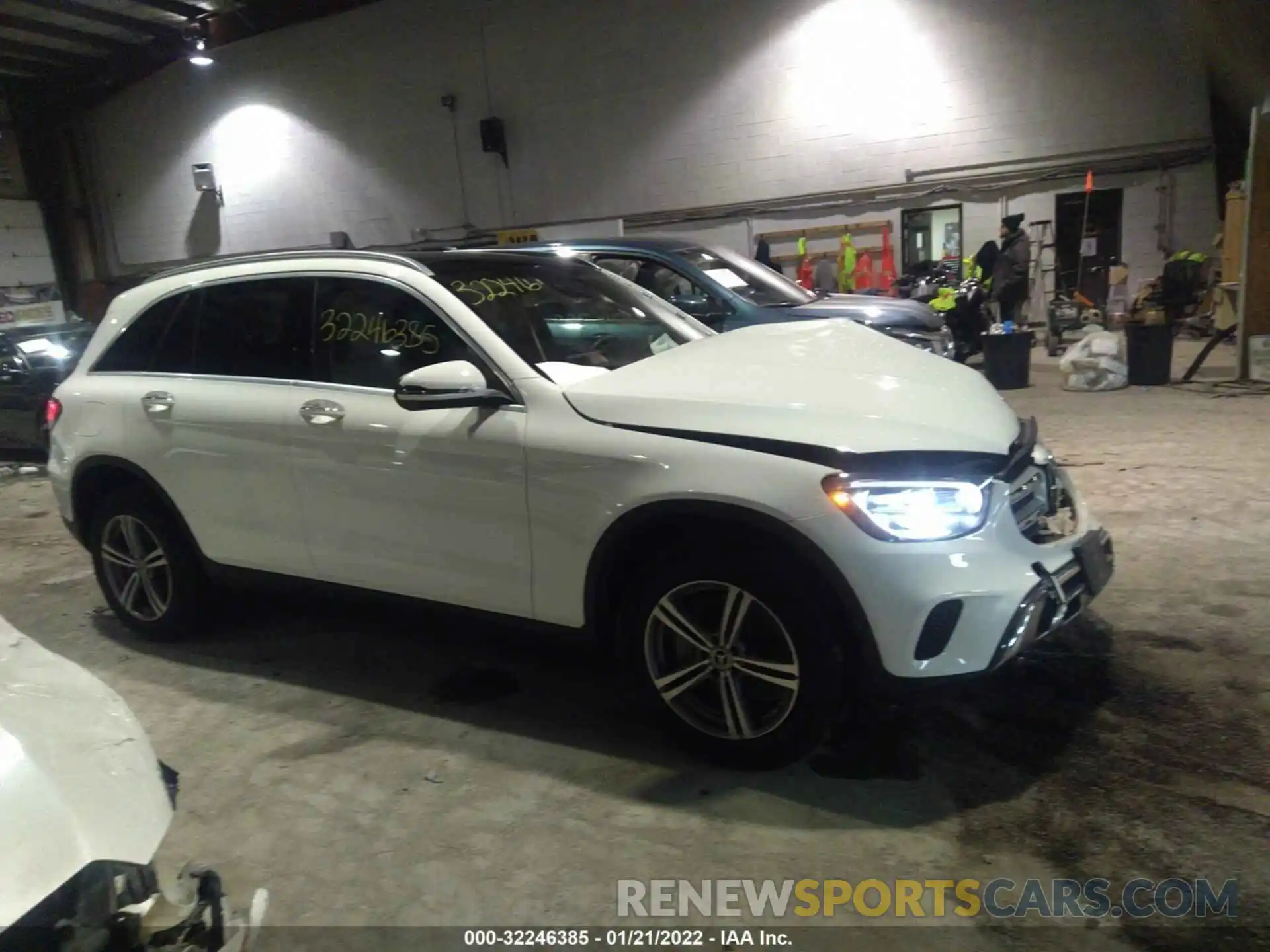 12 Photograph of a damaged car WDC0G8EB5LF725318 MERCEDES-BENZ GLC 2020