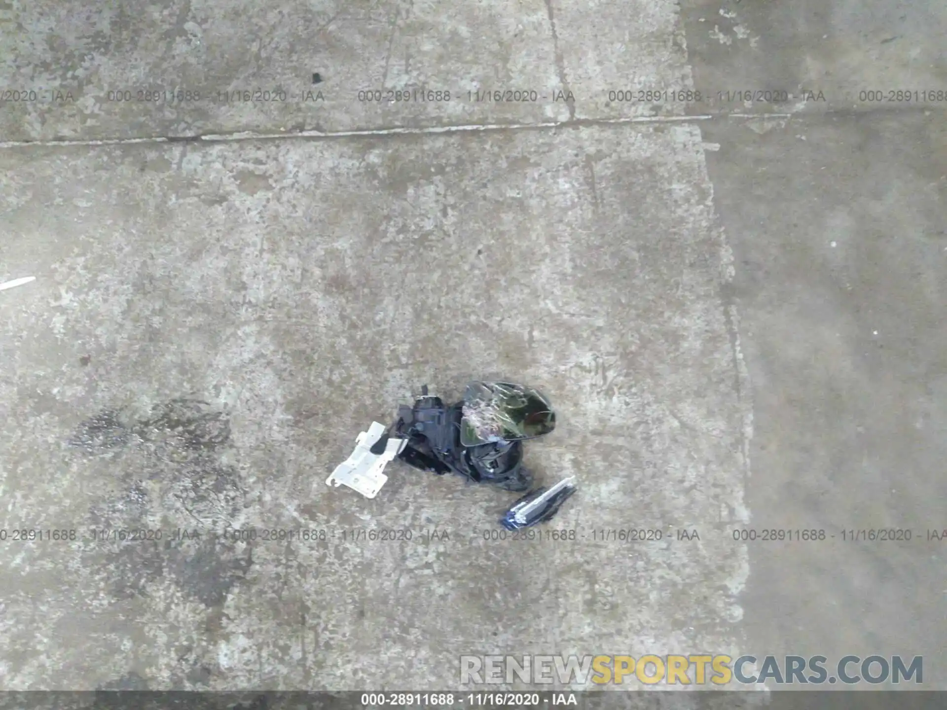 11 Photograph of a damaged car WDC0G8EB5LF736061 MERCEDES-BENZ GLC 2020