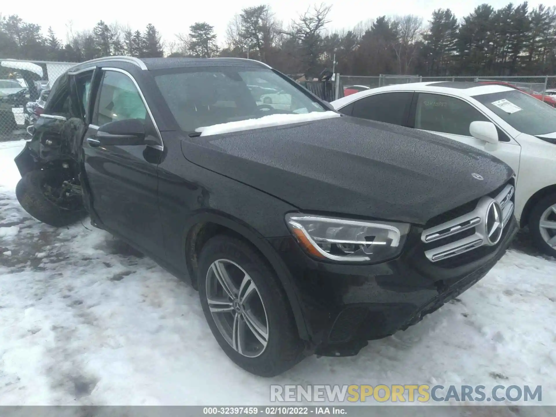 1 Photograph of a damaged car WDC0G8EB6LF717907 MERCEDES-BENZ GLC 2020