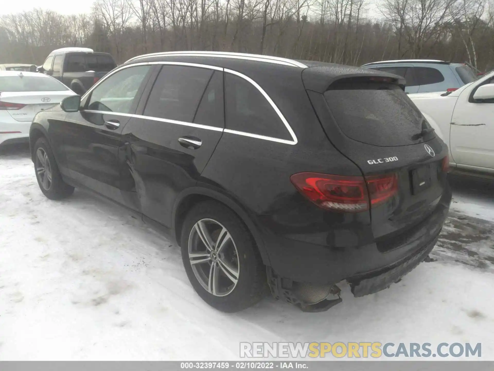 3 Photograph of a damaged car WDC0G8EB6LF717907 MERCEDES-BENZ GLC 2020