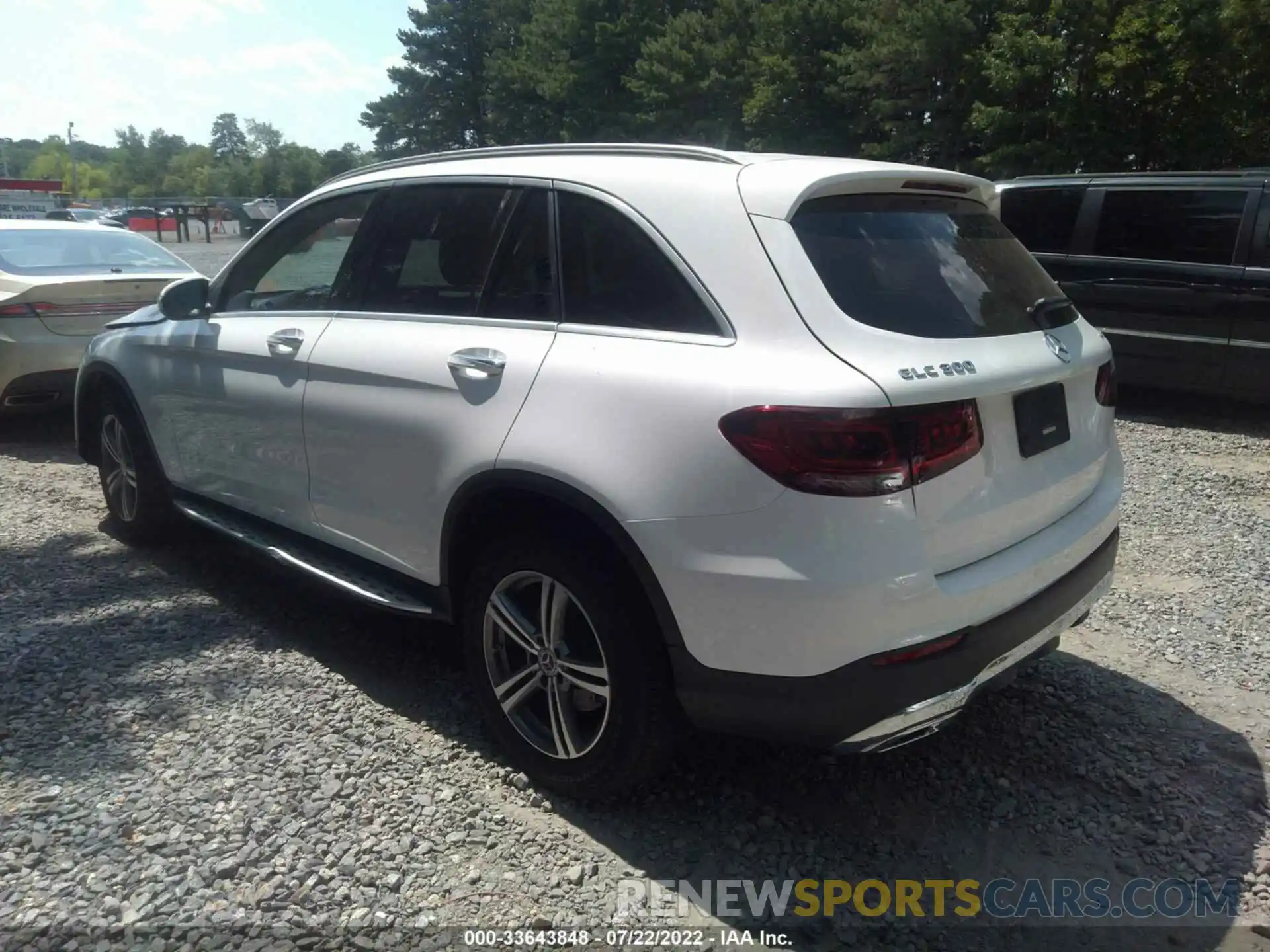 3 Photograph of a damaged car WDC0G8EB6LF749949 MERCEDES-BENZ GLC 2020