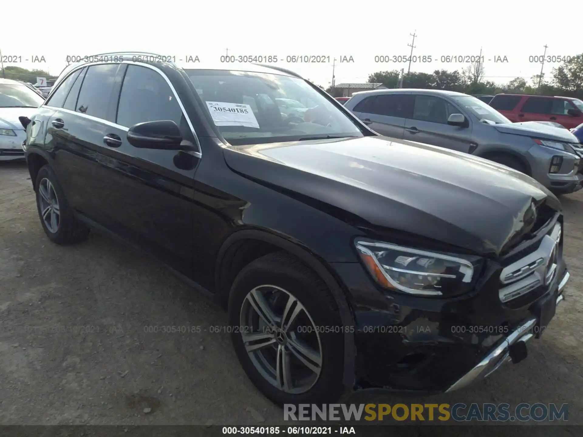 1 Photograph of a damaged car WDC0G8EB7LF701392 MERCEDES-BENZ GLC 2020