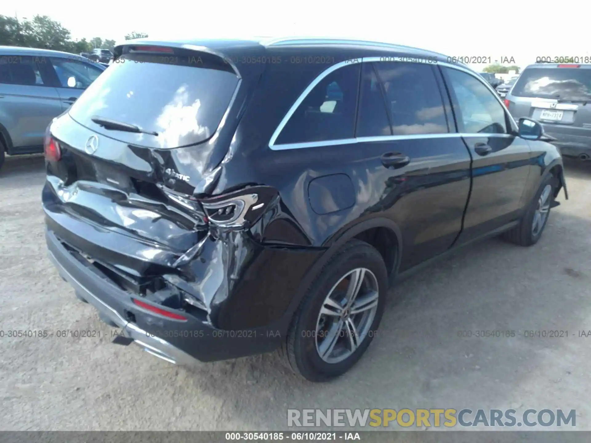 4 Photograph of a damaged car WDC0G8EB7LF701392 MERCEDES-BENZ GLC 2020