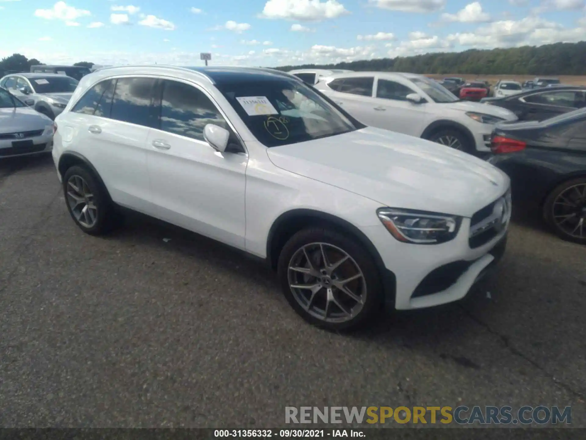 1 Photograph of a damaged car WDC0G8EB7LF703305 MERCEDES-BENZ GLC 2020