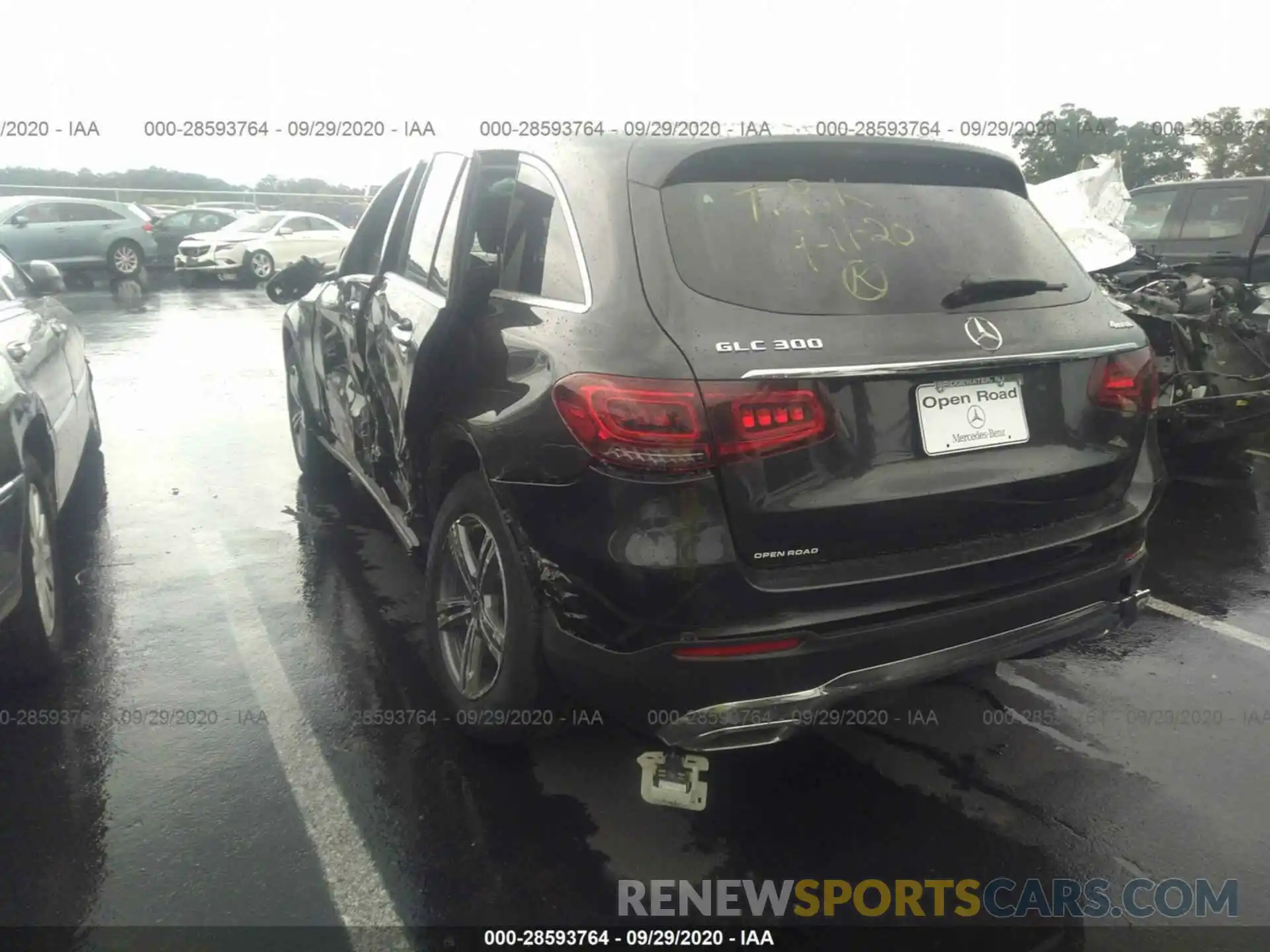 3 Photograph of a damaged car WDC0G8EB7LF718452 MERCEDES-BENZ GLC 2020