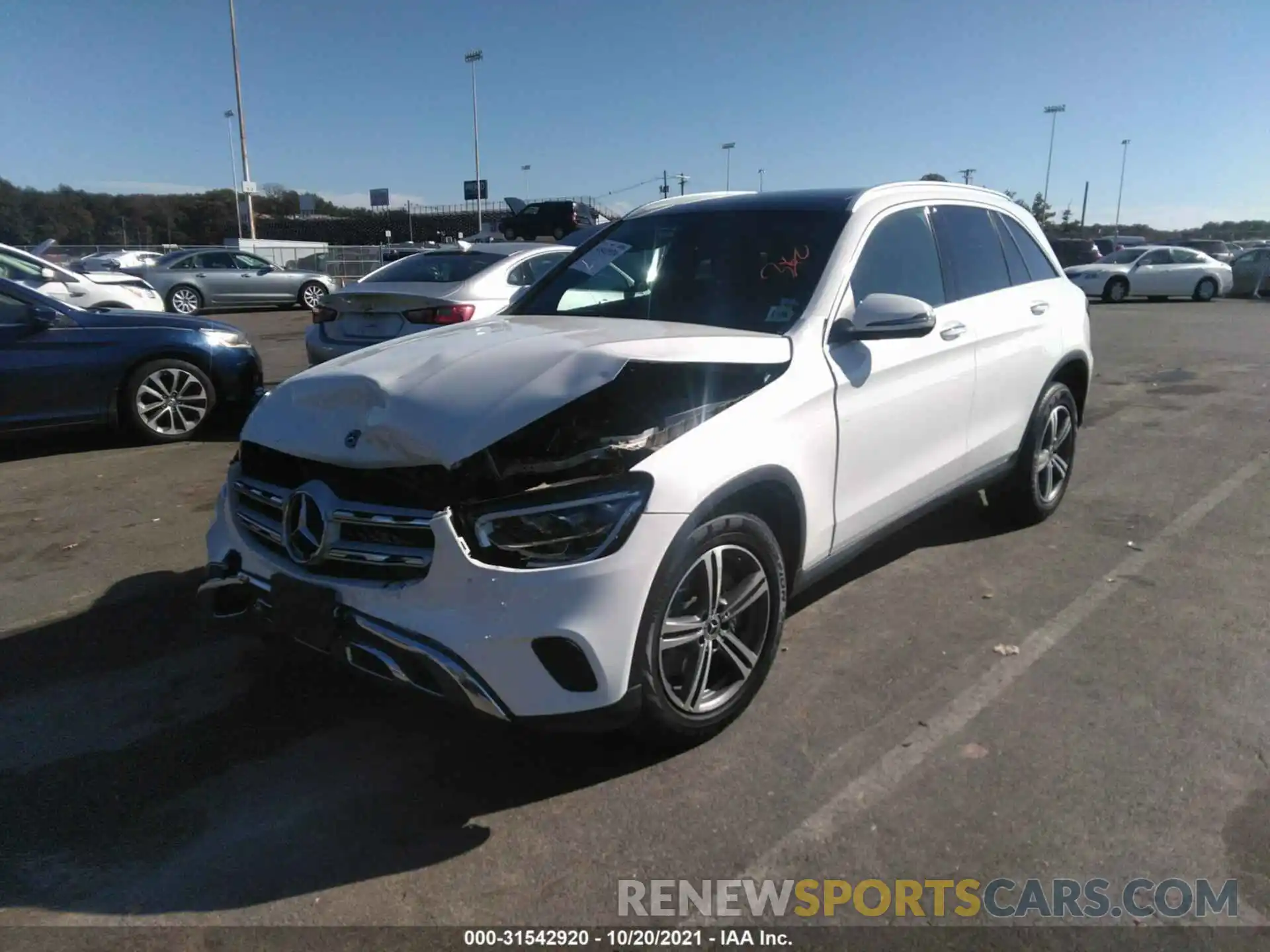 2 Photograph of a damaged car WDC0G8EB7LF744940 MERCEDES-BENZ GLC 2020