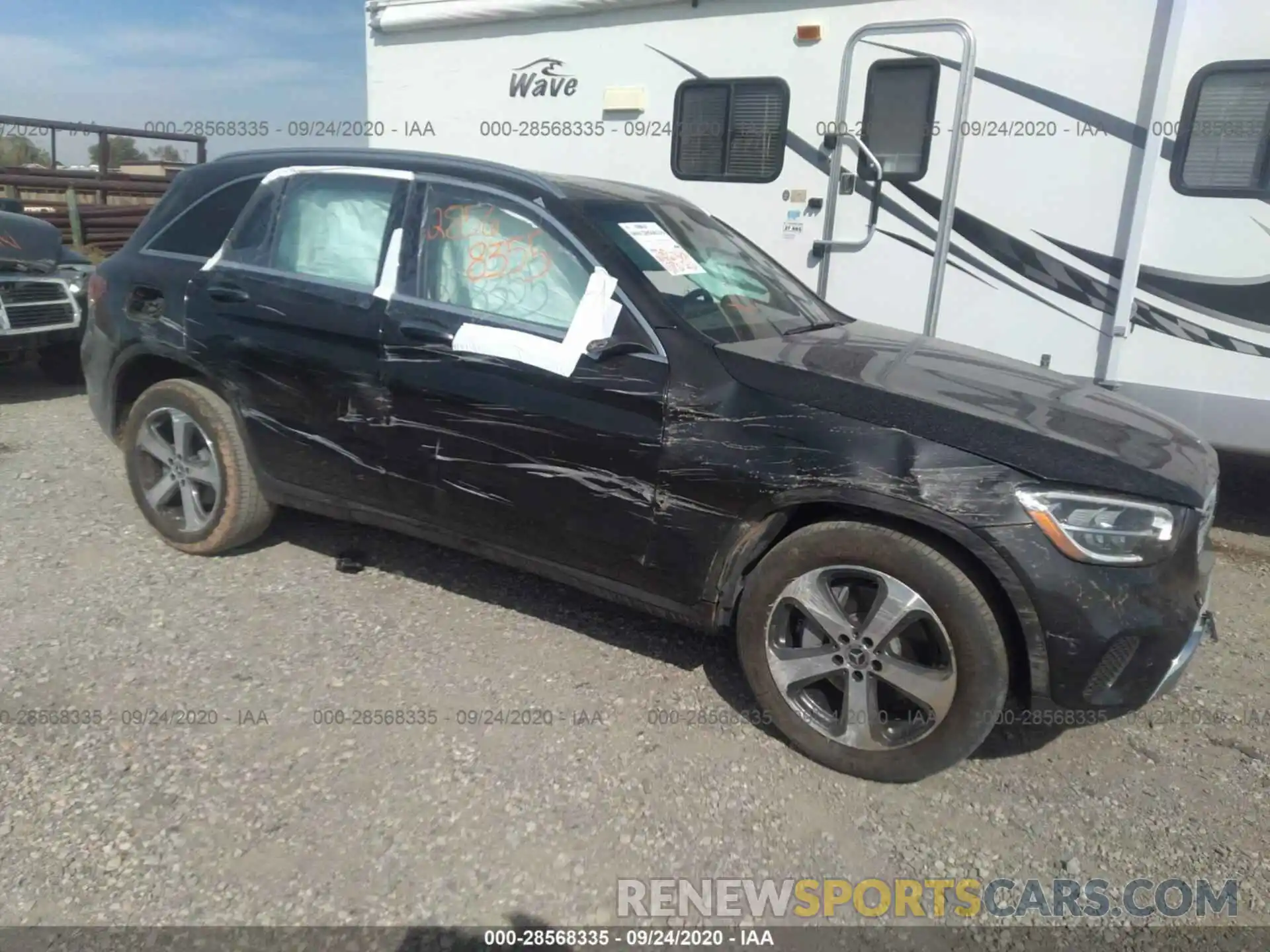 1 Photograph of a damaged car WDC0G8EB7LF750477 MERCEDES-BENZ GLC 2020