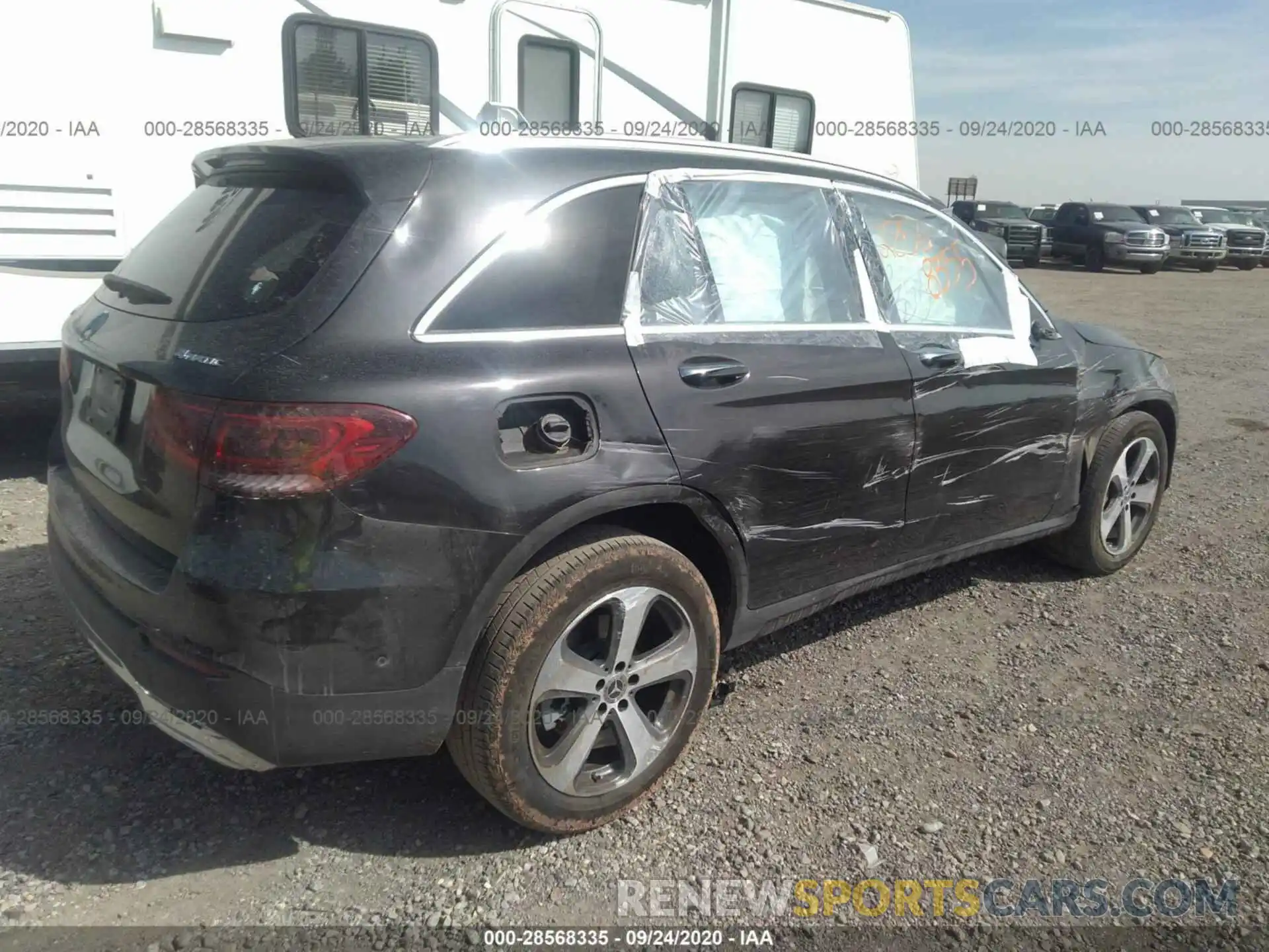 4 Фотография поврежденного автомобиля WDC0G8EB7LF750477 MERCEDES-BENZ GLC 2020