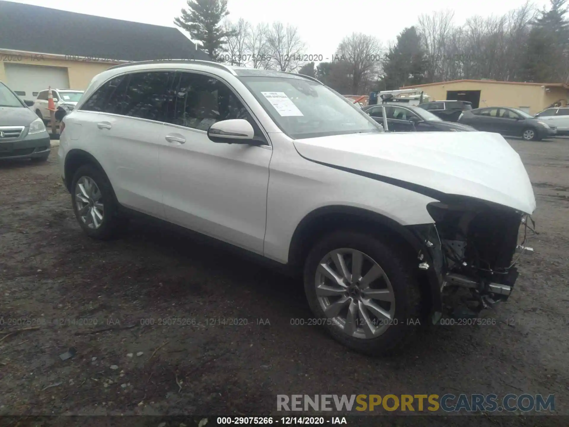 1 Photograph of a damaged car WDC0G8EB8LF731940 MERCEDES-BENZ GLC 2020