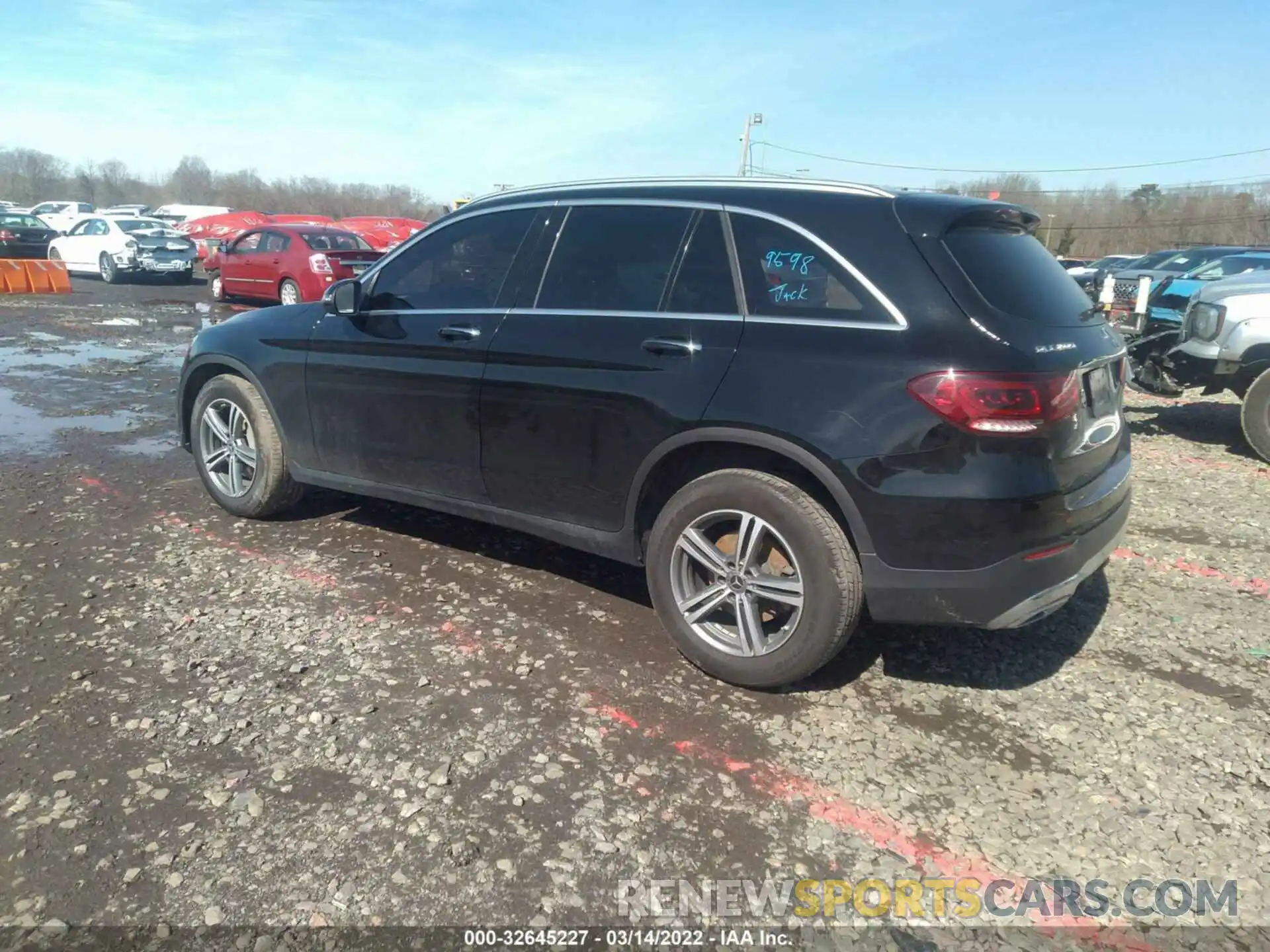 3 Photograph of a damaged car WDC0G8EB9LF696468 MERCEDES-BENZ GLC 2020