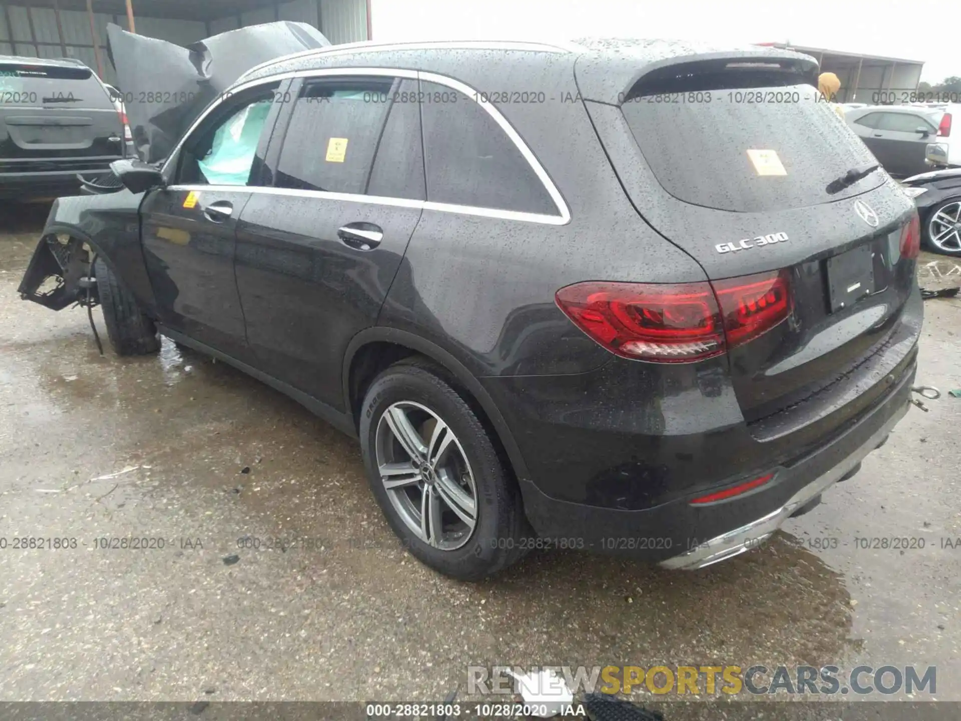 3 Фотография поврежденного автомобиля WDC0G8EBXLF680585 MERCEDES-BENZ GLC 2020