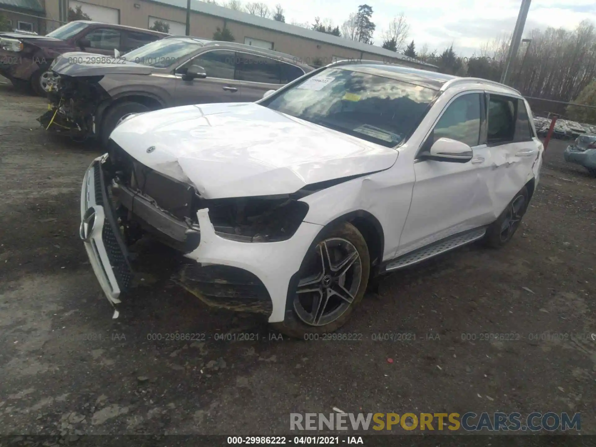 2 Photograph of a damaged car WDC0G8EBXLF724018 MERCEDES-BENZ GLC 2020