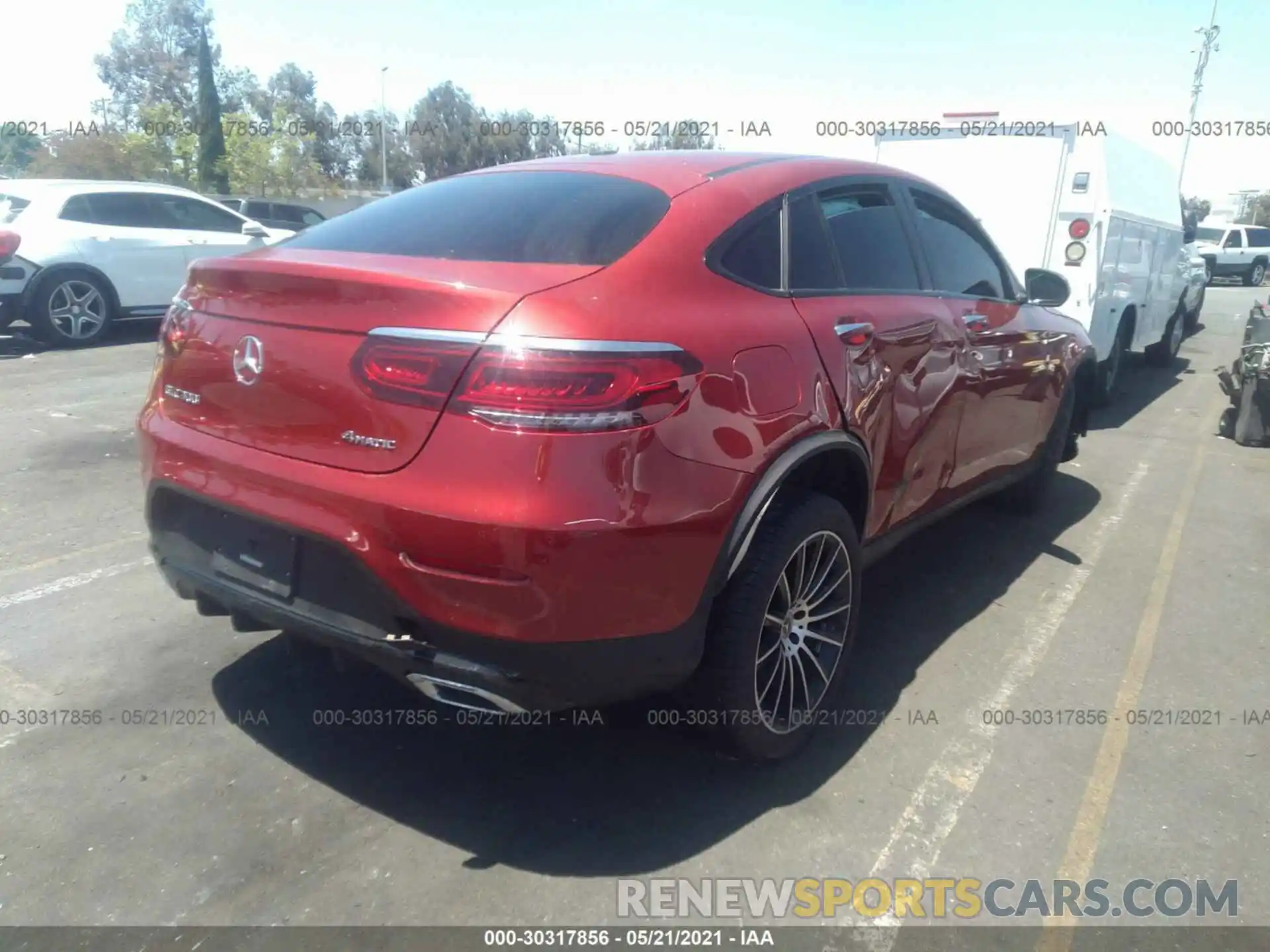 4 Photograph of a damaged car WDC0J8EB1LF673705 MERCEDES-BENZ GLC 2020