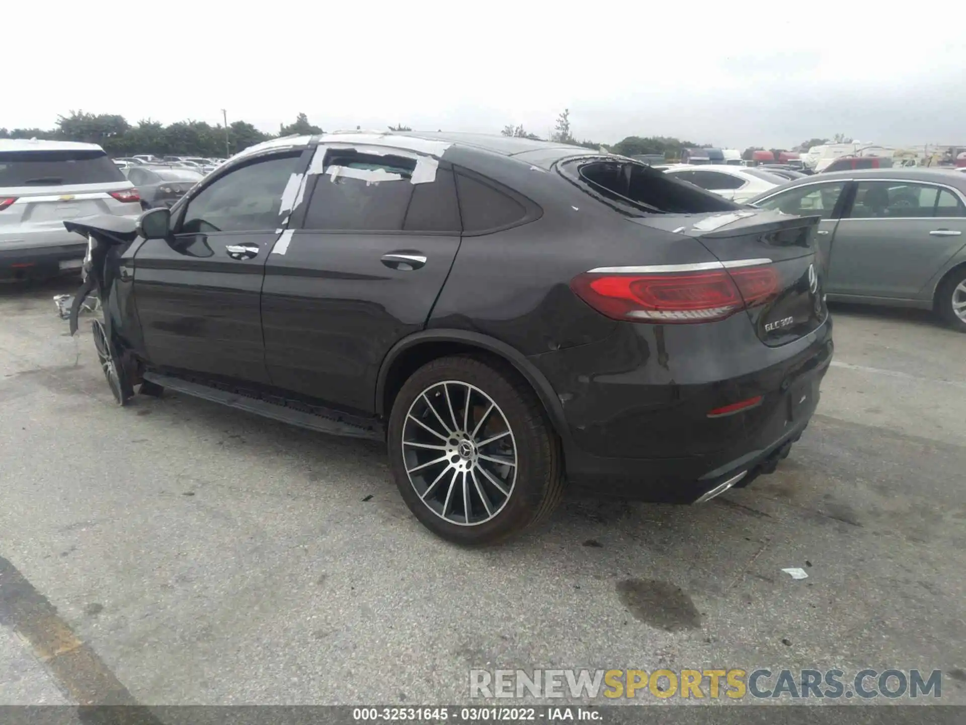 3 Photograph of a damaged car WDC0J8EB9LF708989 MERCEDES-BENZ GLC 2020