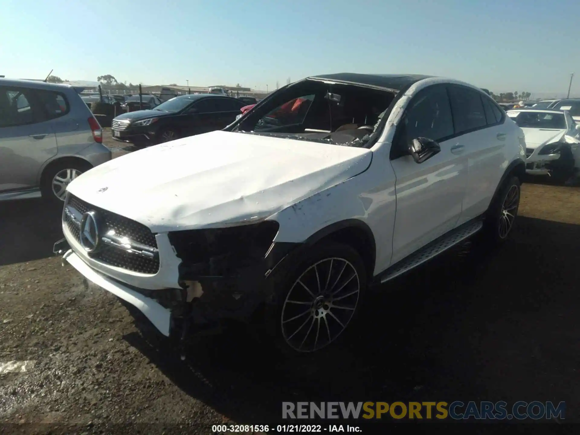 2 Photograph of a damaged car WDC0J8EB9LF709950 MERCEDES-BENZ GLC 2020