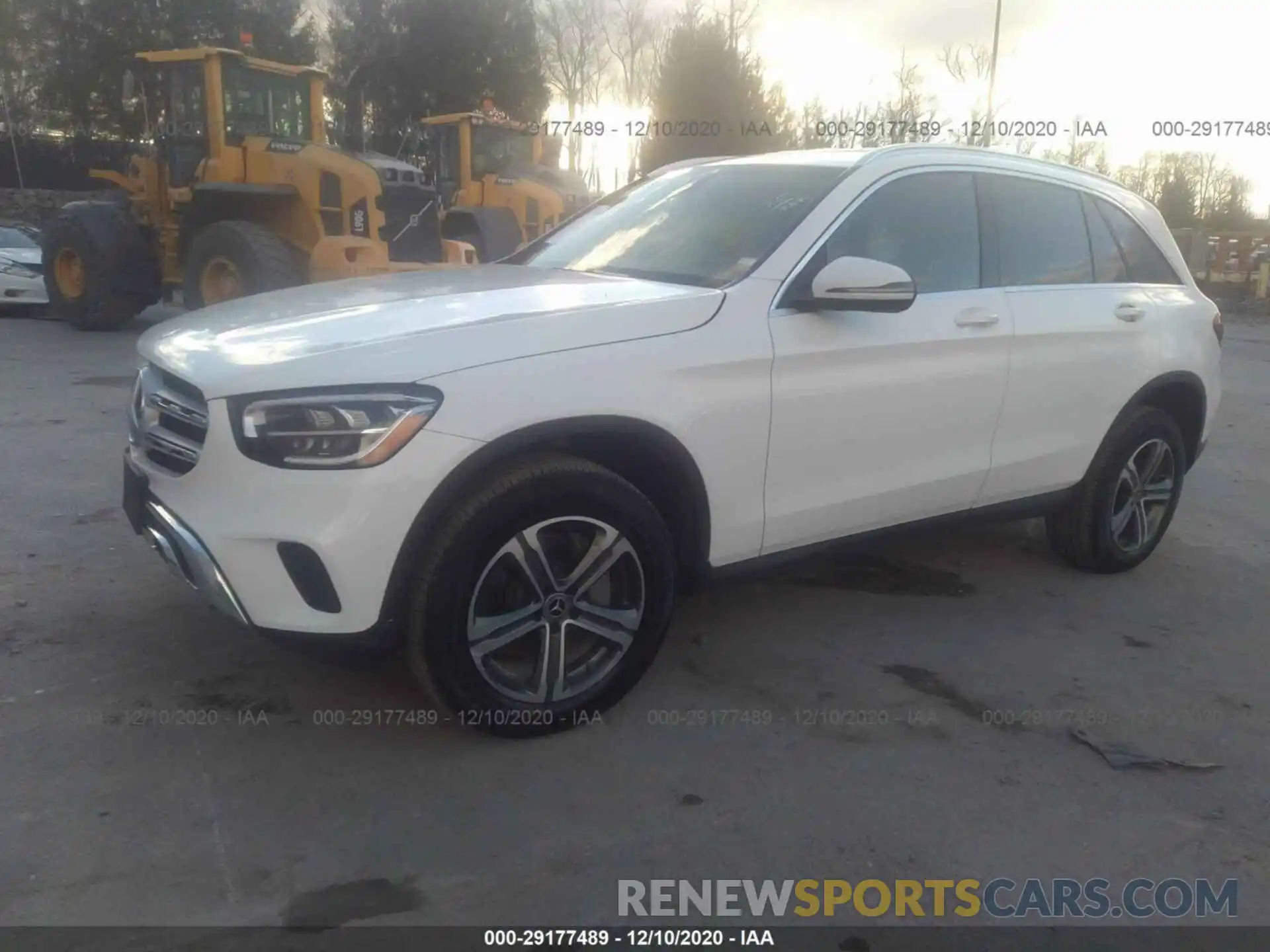 2 Фотография поврежденного автомобиля WDCOG8EB4LF733426 MERCEDES-BENZ GLC 2020