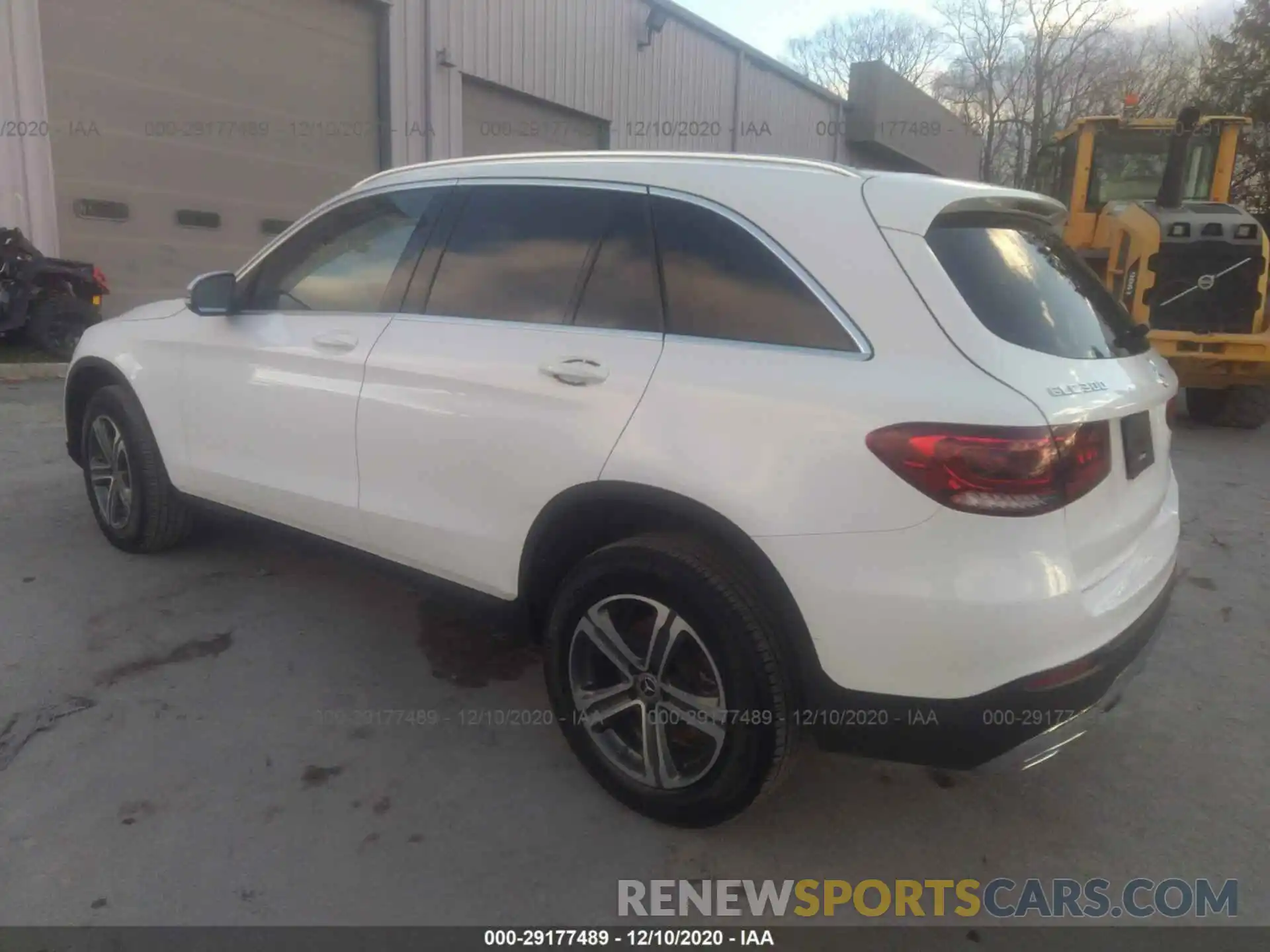 3 Photograph of a damaged car WDCOG8EB4LF733426 MERCEDES-BENZ GLC 2020